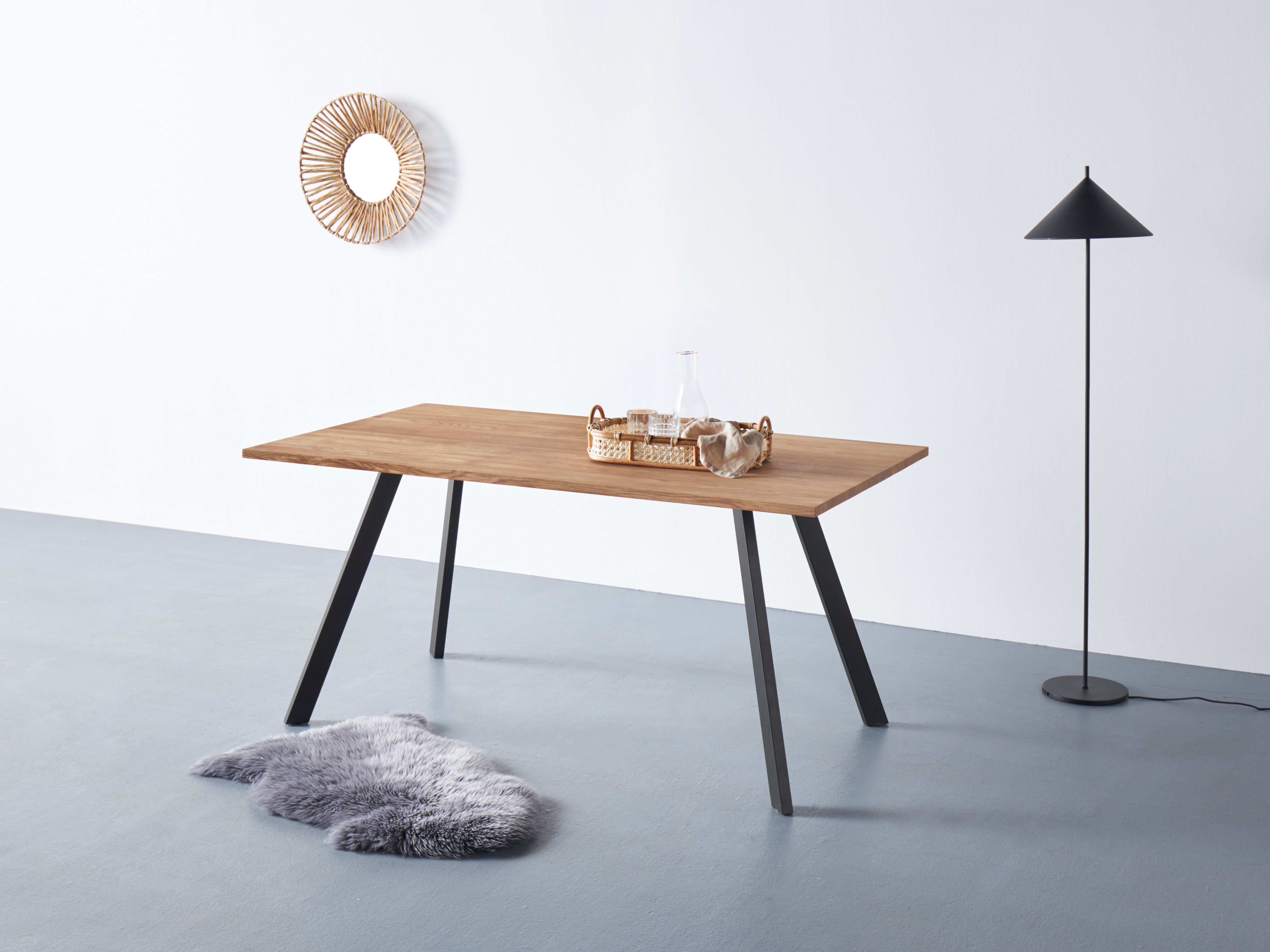 Tischplatte aus Eiche, Esstisch, FSC®- Gestell aus massiver Massivholz, Metall andas