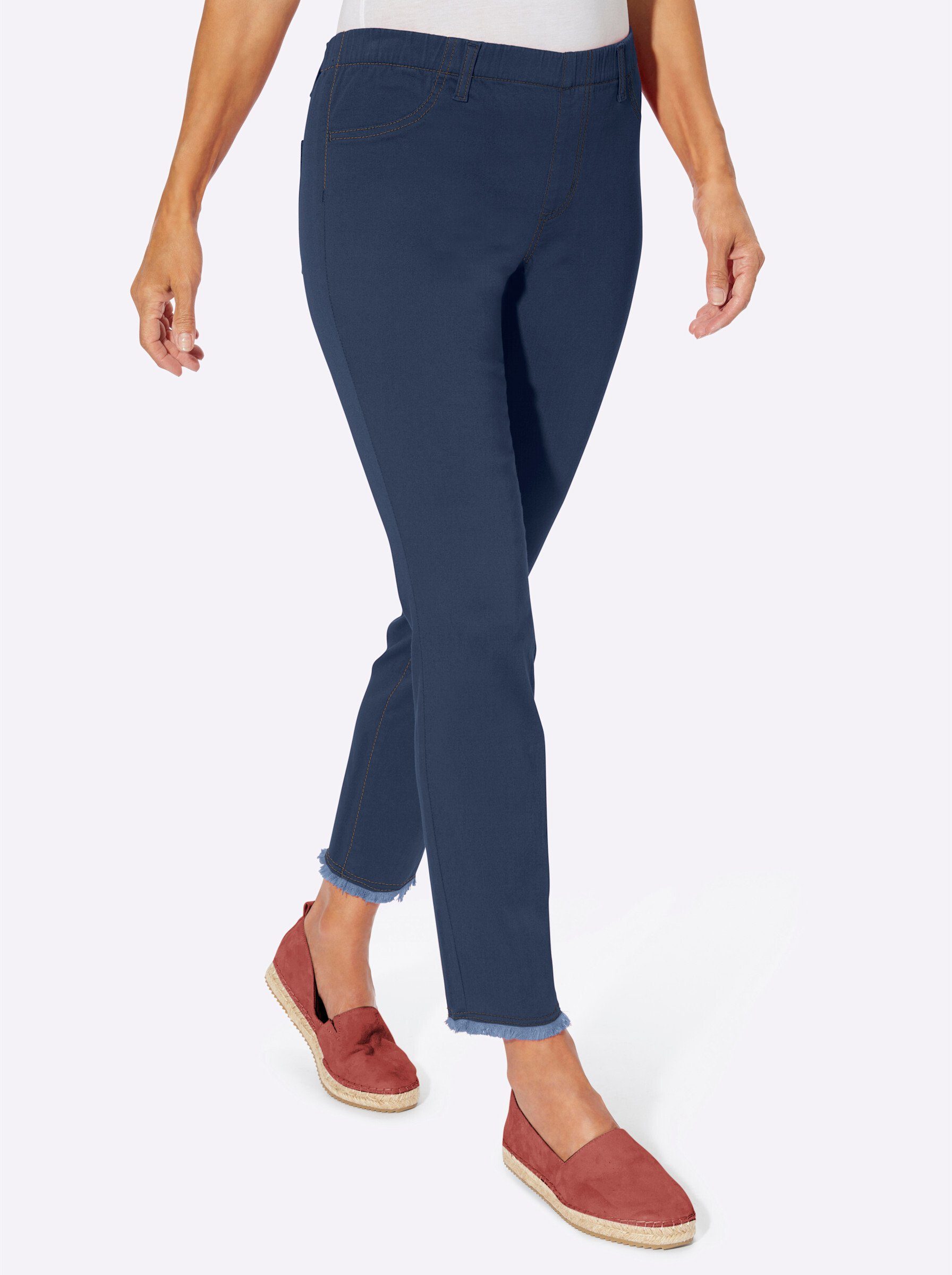 Bequeme Sieh blue-stone-washed Jeans an!