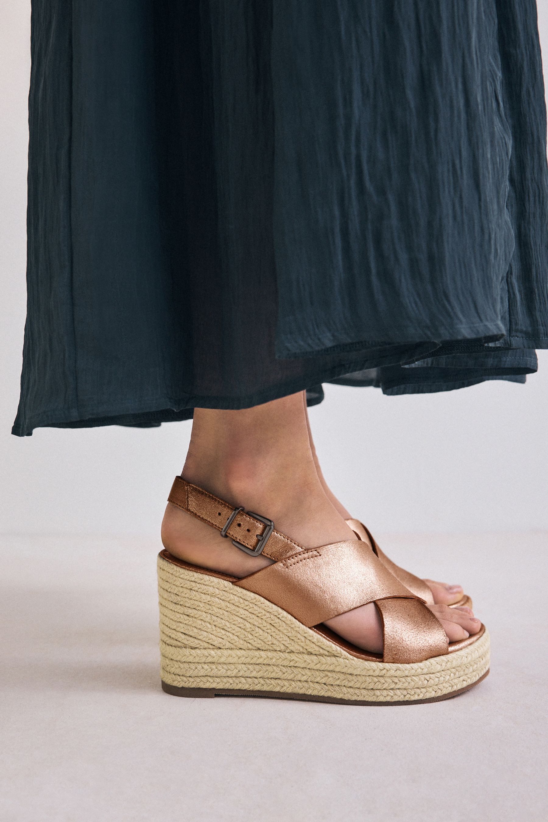 Next Forever Comfort® Plateau-Slingbacks mit Keilabsatz Keilpumps (1-tlg)