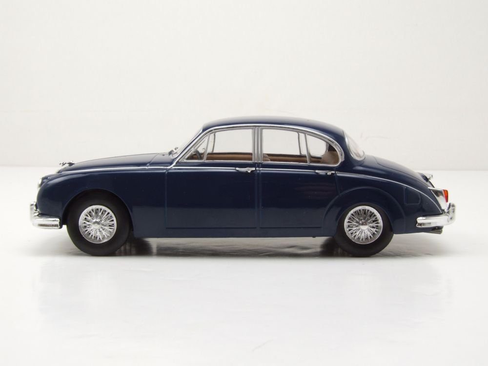 Whitebox Modellauto Jaguar MK II 1960 dunkelblau 1:24 Whitebox, Maßstab 1:24