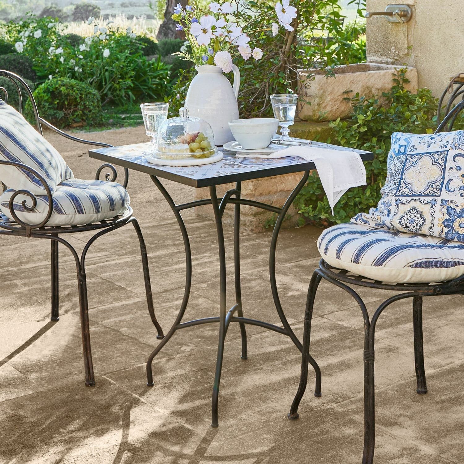 Mirabeau Gartentisch Tisch Céligny schwarz/beige/blau