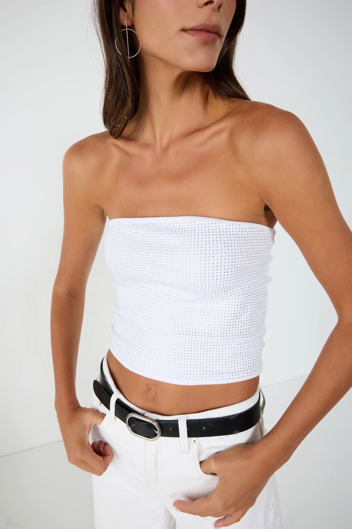 No Matter What Crop-Top Trägerloses, verziertes Crop-Top – Bild 3 von 5