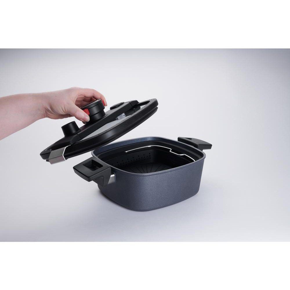 WOLL MADE IN GERMANY Kasserolle Woll Active Lite Guss-Kasserolle, Viereckig, Induktion, Aluminium (1-tlg), Induktionsgeeignet