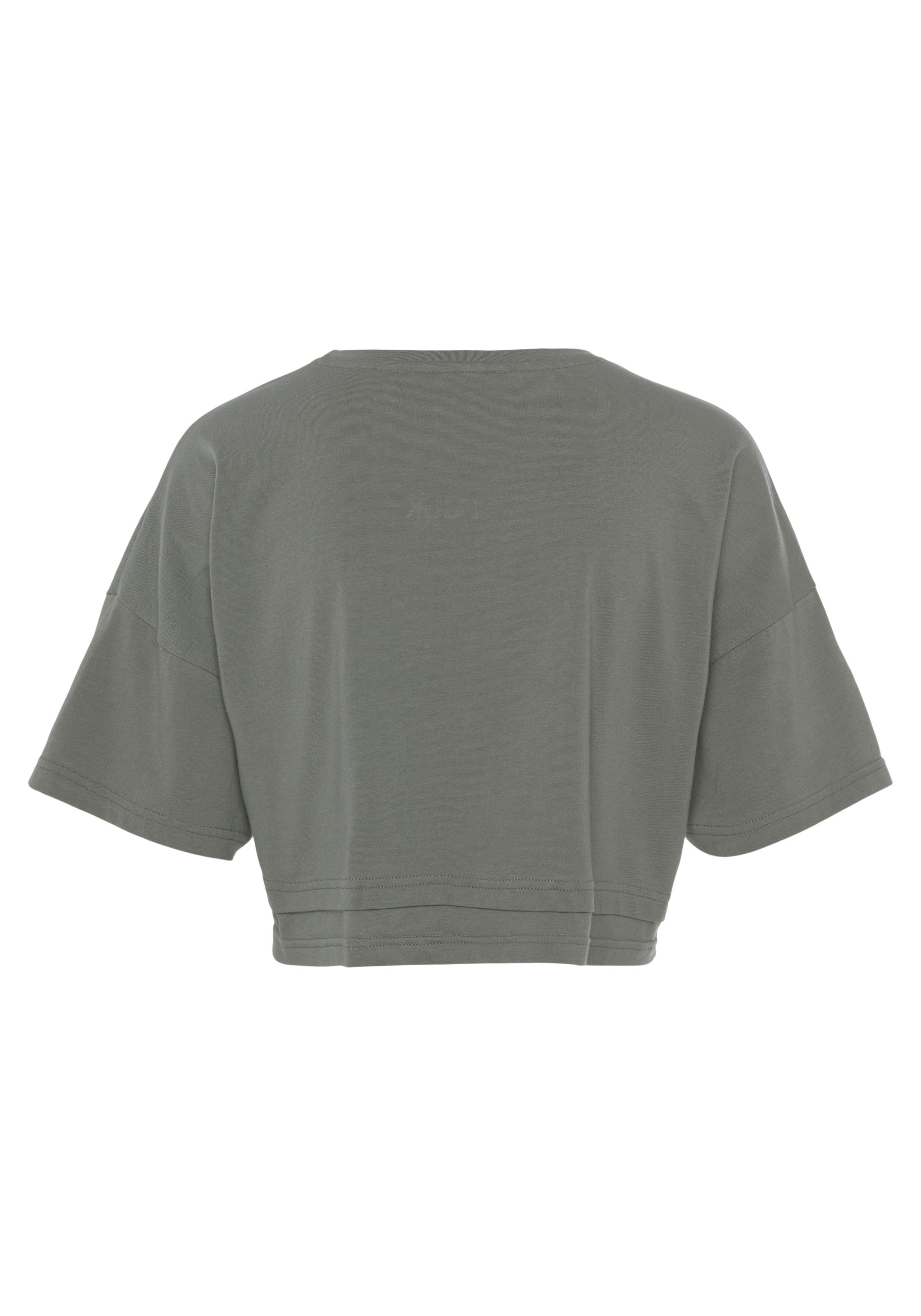 LASCANA Kurzarmshirt T-Shirt, weite Form mit Lagen-Look – Bild 4 von 5
