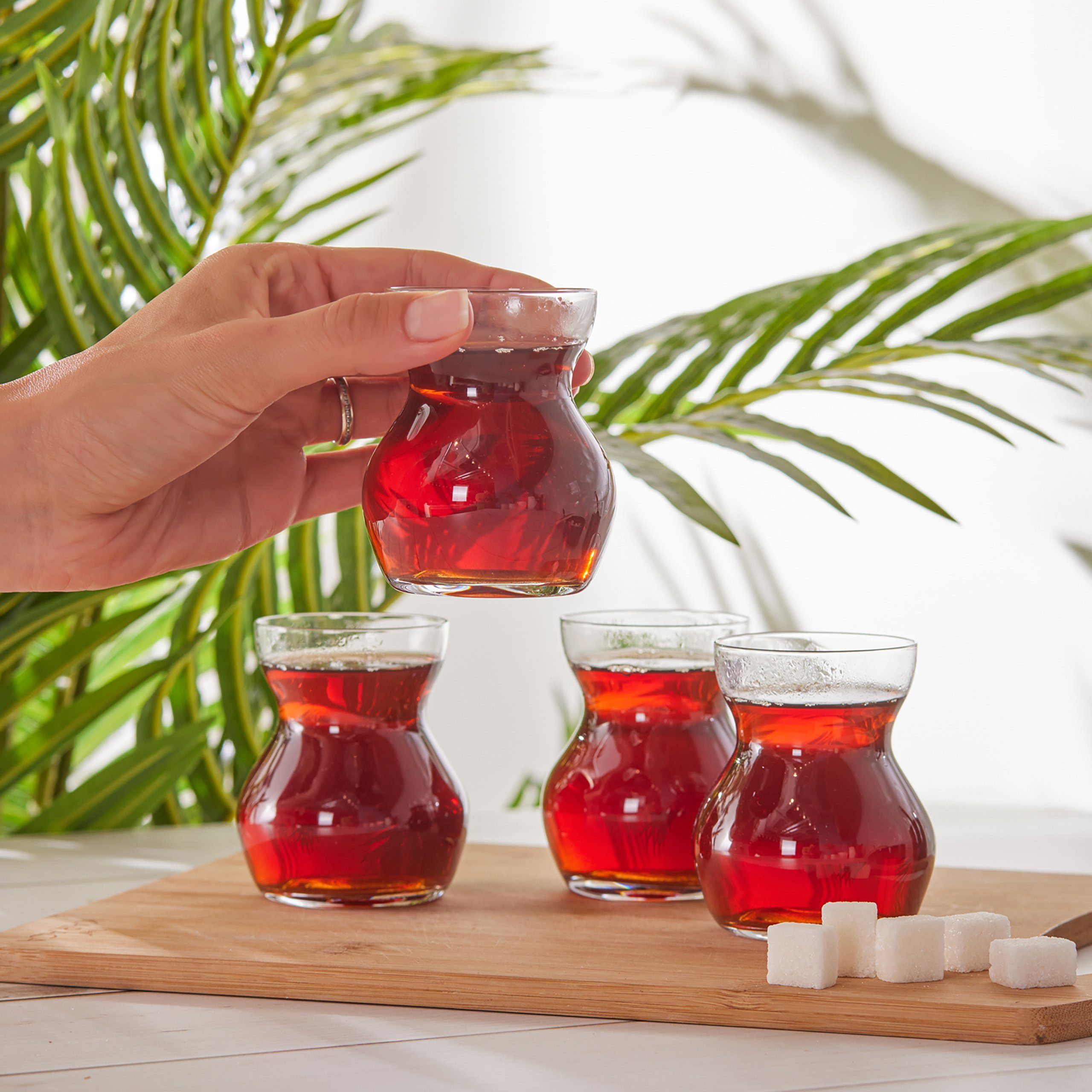 Karaca Black Noir Teeset 12-teilig - Modernes Quadrat-Design Für Teeliebhaber