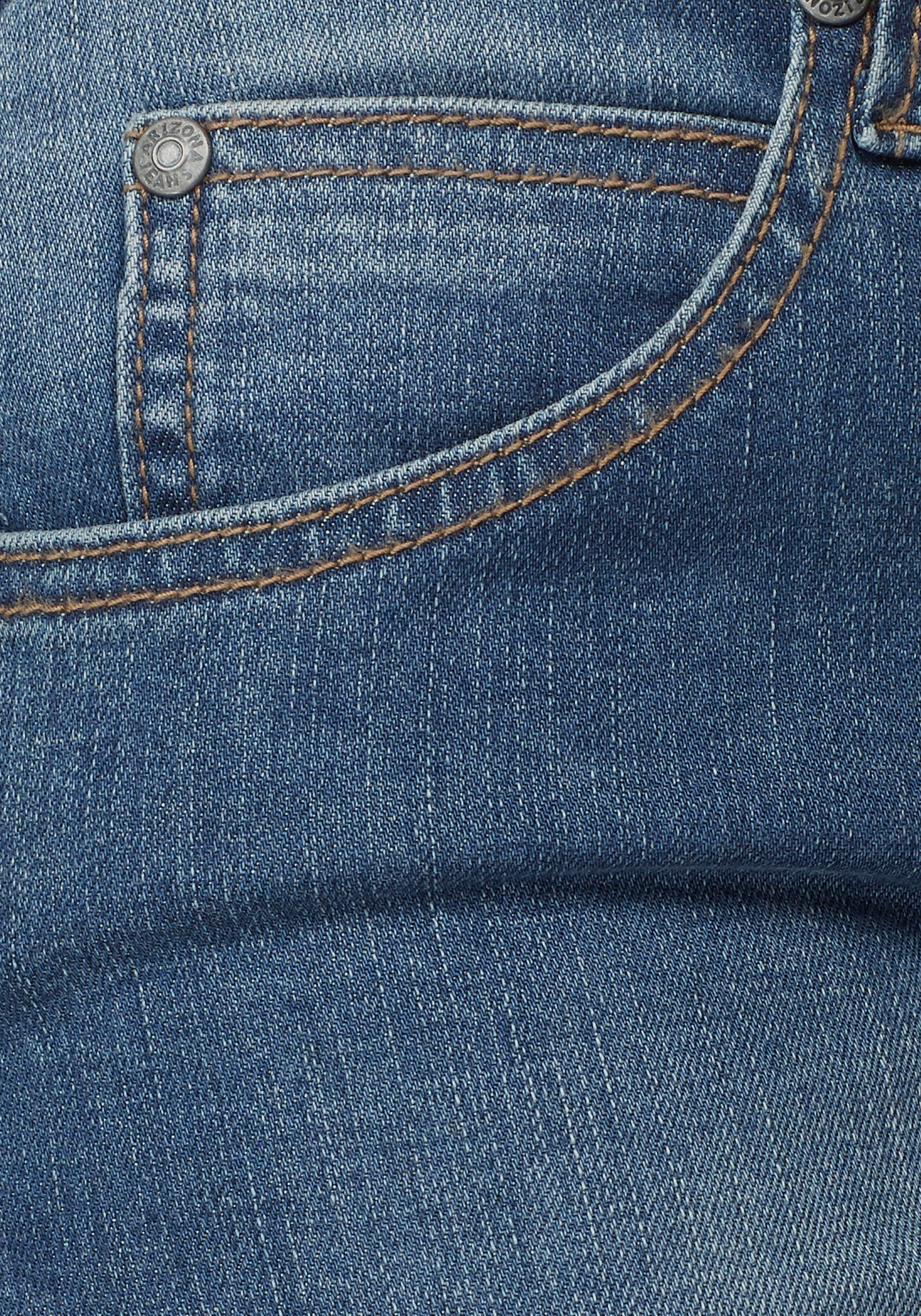 Arizona Slim-fit-Jeans Curve-Collection hohe Leibhöhe, Five-Pocket-Design, Zip-Fly