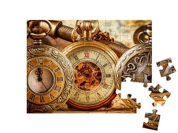 puzzleYOU Puzzle Drei antike Taschenuhren in Gold auf einer Karte, 48 Puzzleteile, puzzleYOU-Kollektionen Uhren