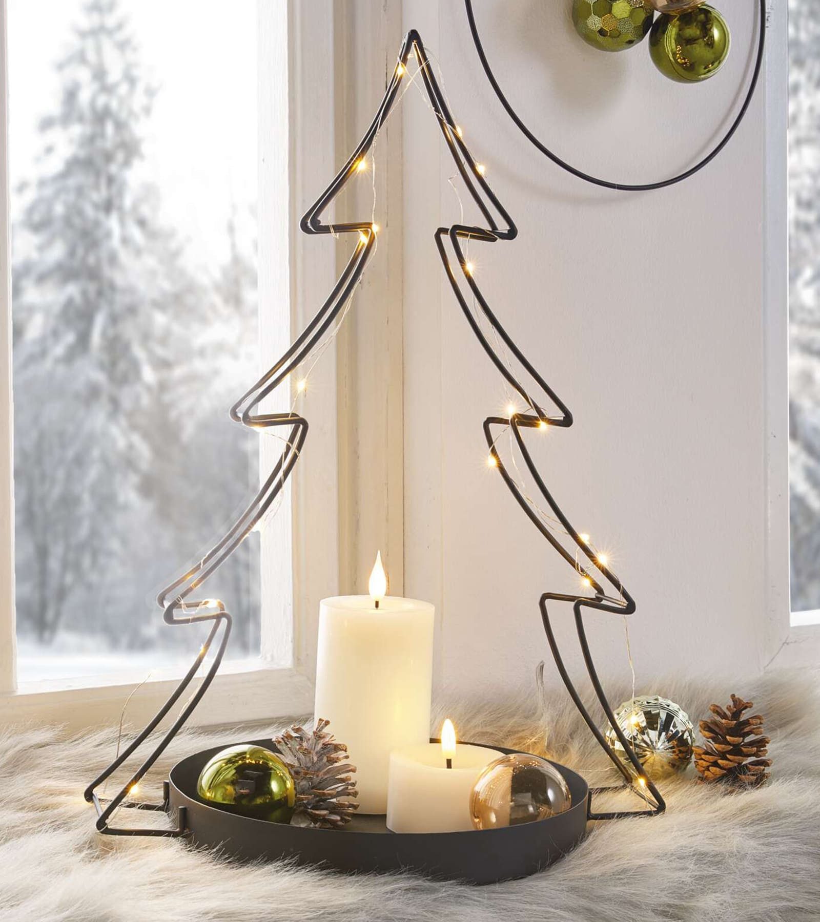 Dekoleidenschaft Dekoschale "Tannenbaum" aus Metall, schwarz, Deko-Tablett, Obstschale, Obstkorb, Schale Ø 25 cm mit Baum Silhoutte, 49 cm hoch