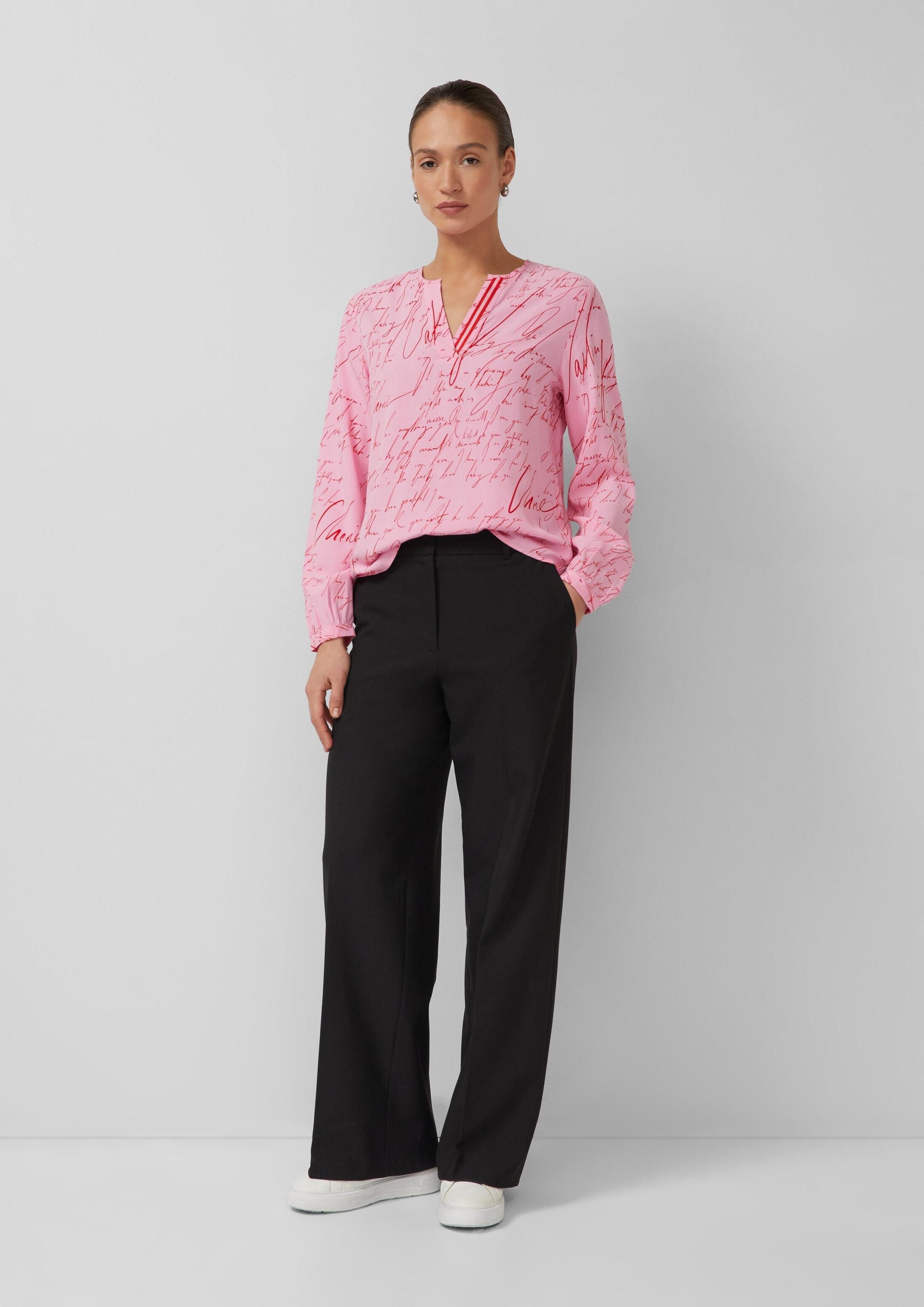 s.Oliver Langarmbluse Bluse Viskose-Bluse mit V-Ausschnitt und All-over-Print