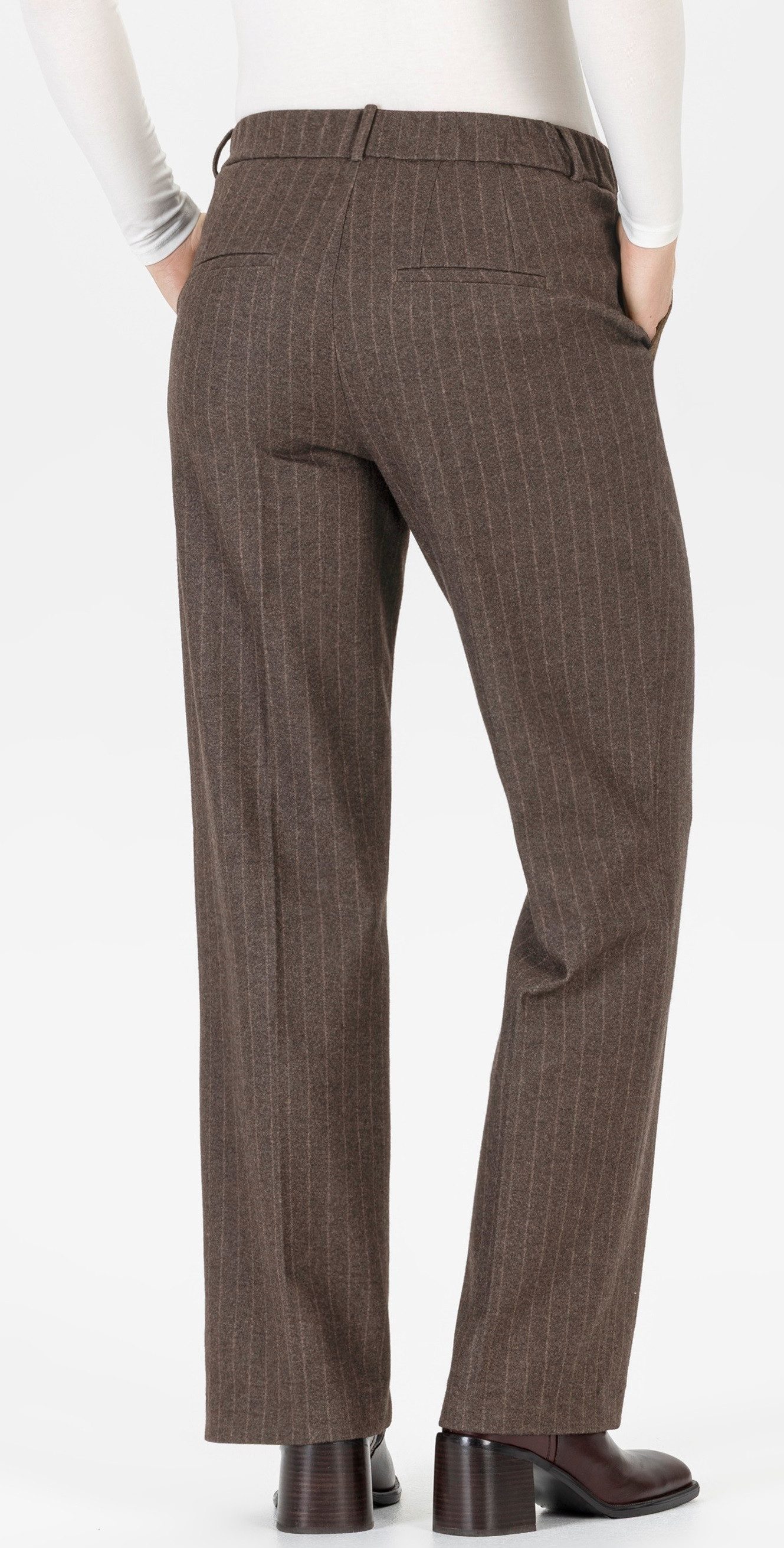 Stehmann Schlupfhose Fenja2-780, in Nadelstreifenoptik mit seitlichen Schrägtaschen