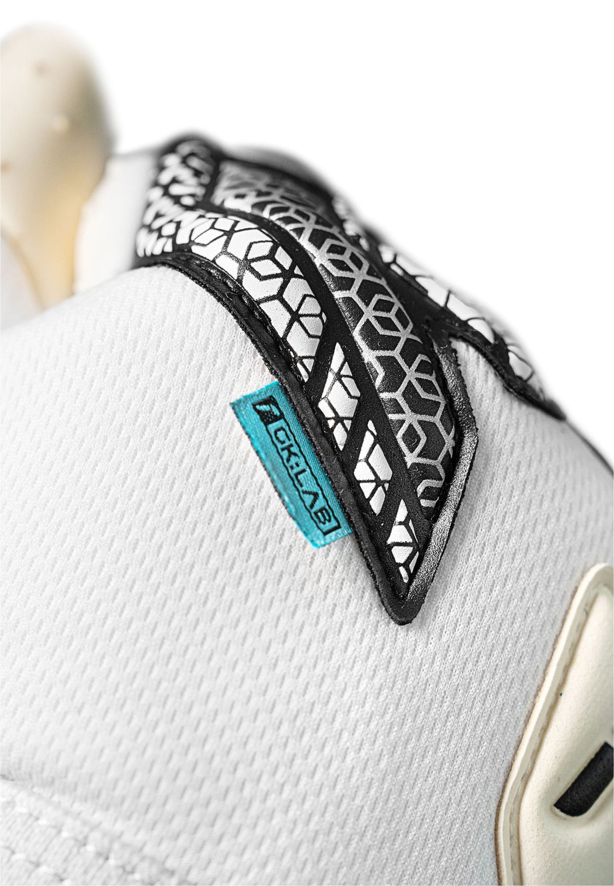 Reusch Torwarthandschuhe Attrakt SpeedBump mit Evolution Negative Cut