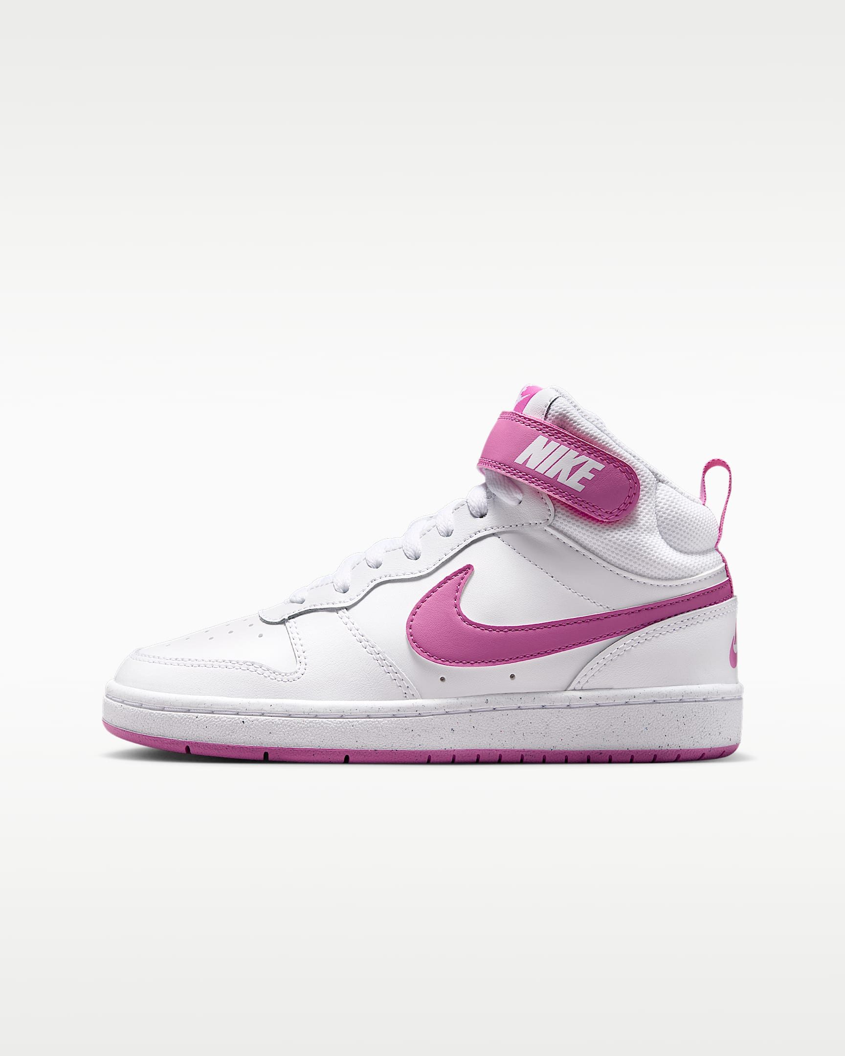 Nike Sportswear Court Borough Mid 2 Sneaker Design auf den Spuren des Air Force 1 für Jugendliche