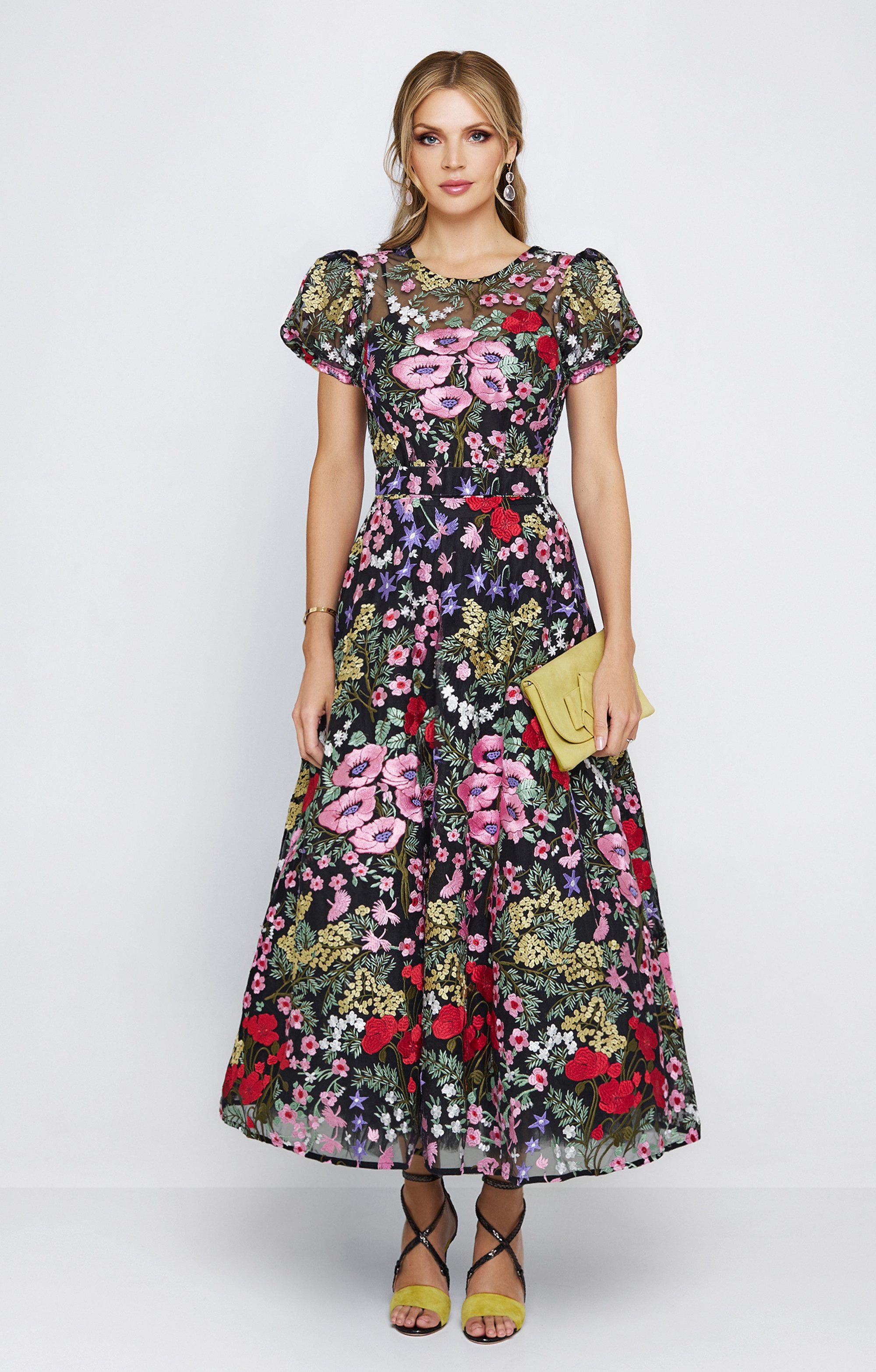 MATSOUR'I Cocktailkleid Mathilde Florales Stickmuster in kräftigen Farben auf schwarzem Untergrund