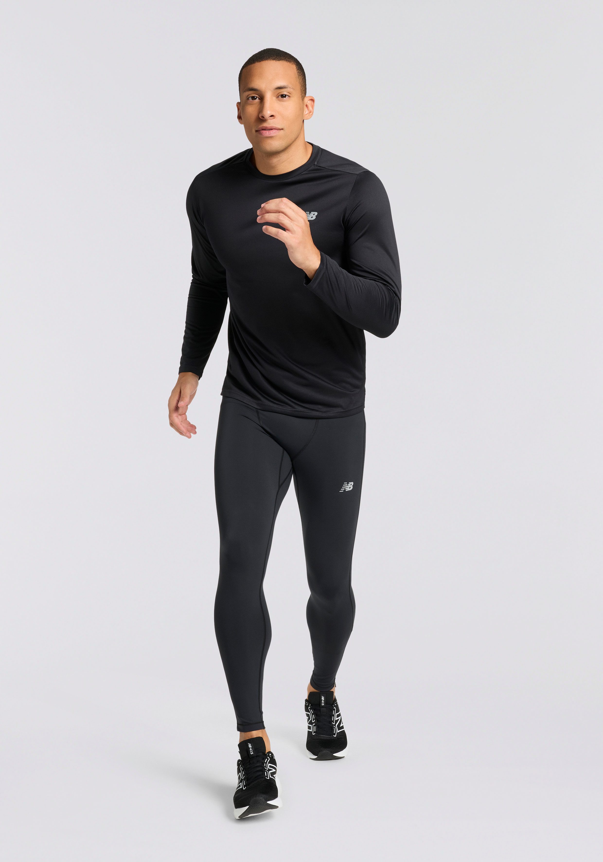 New Balance Laufshirt Sport Essentials Long Sleeve Langarm-Schnitt, mit Rundhalsausschnitt, unifarbenes Design