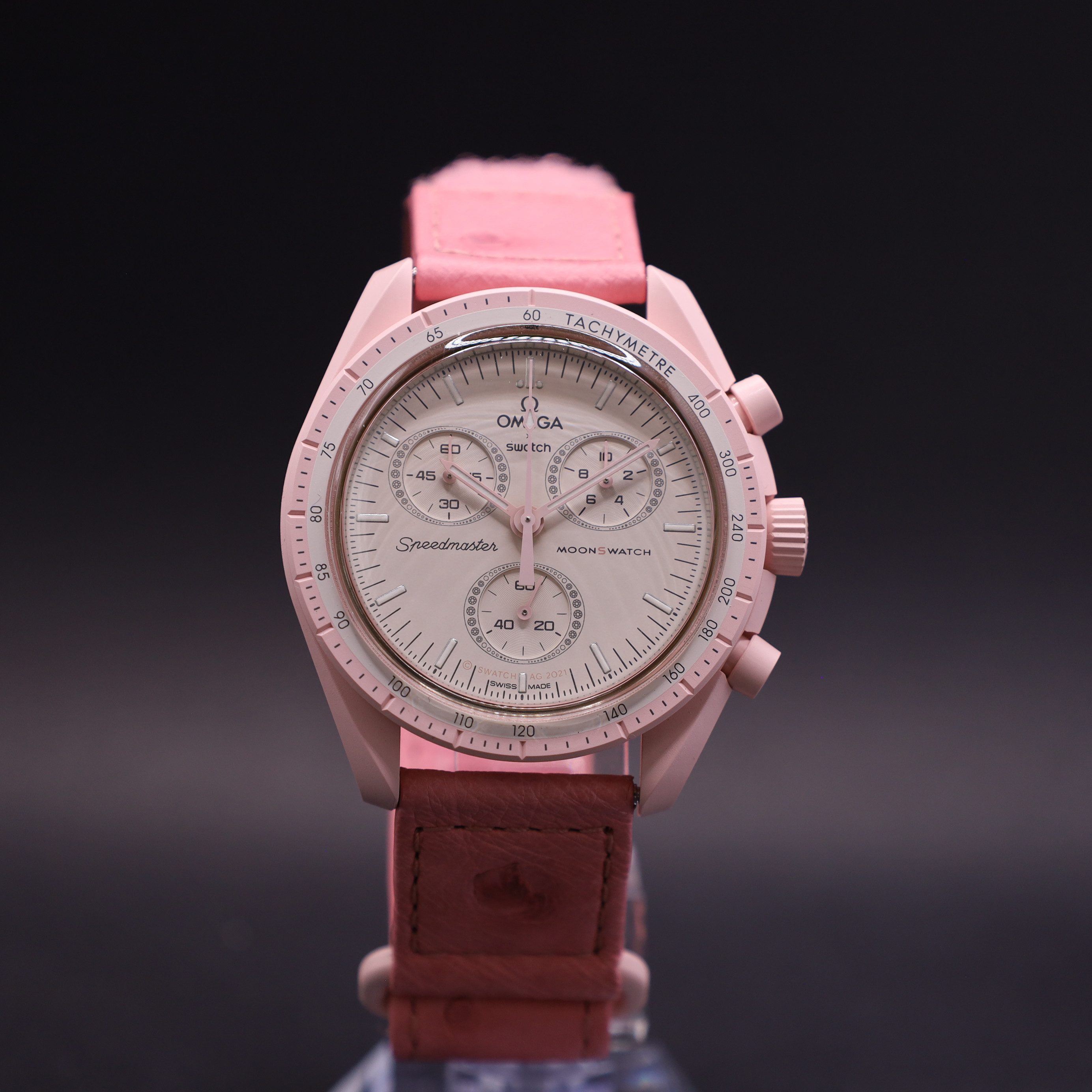 Swatch Chronograph OMEGA x Swatch MoonSwatch Mission to Venus Straußenleder SO33P100C, (1-tlg)