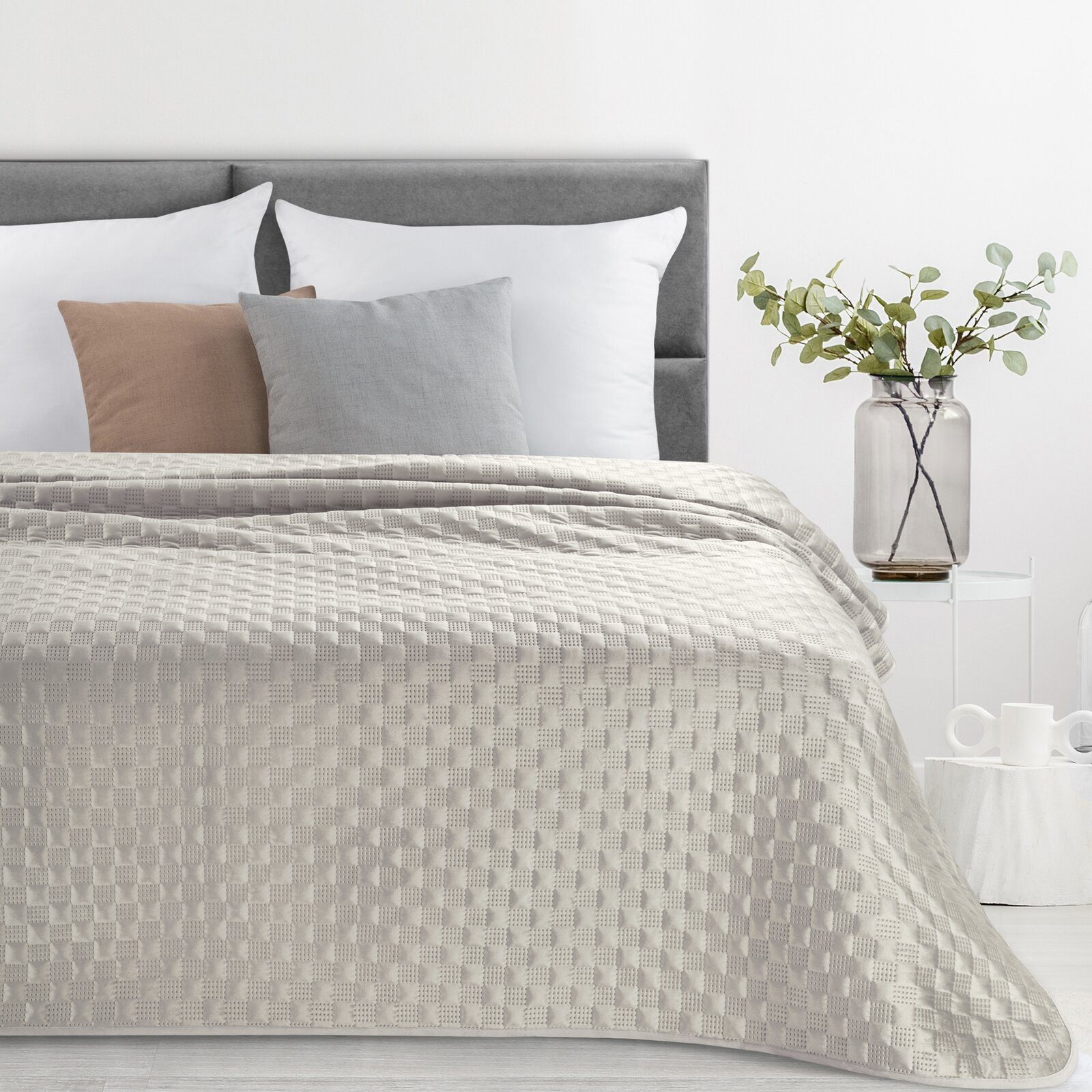 Eurofirany Bettüberwurf SOFIA, Elegante Tagesdecke Velvet günstig online kaufen
