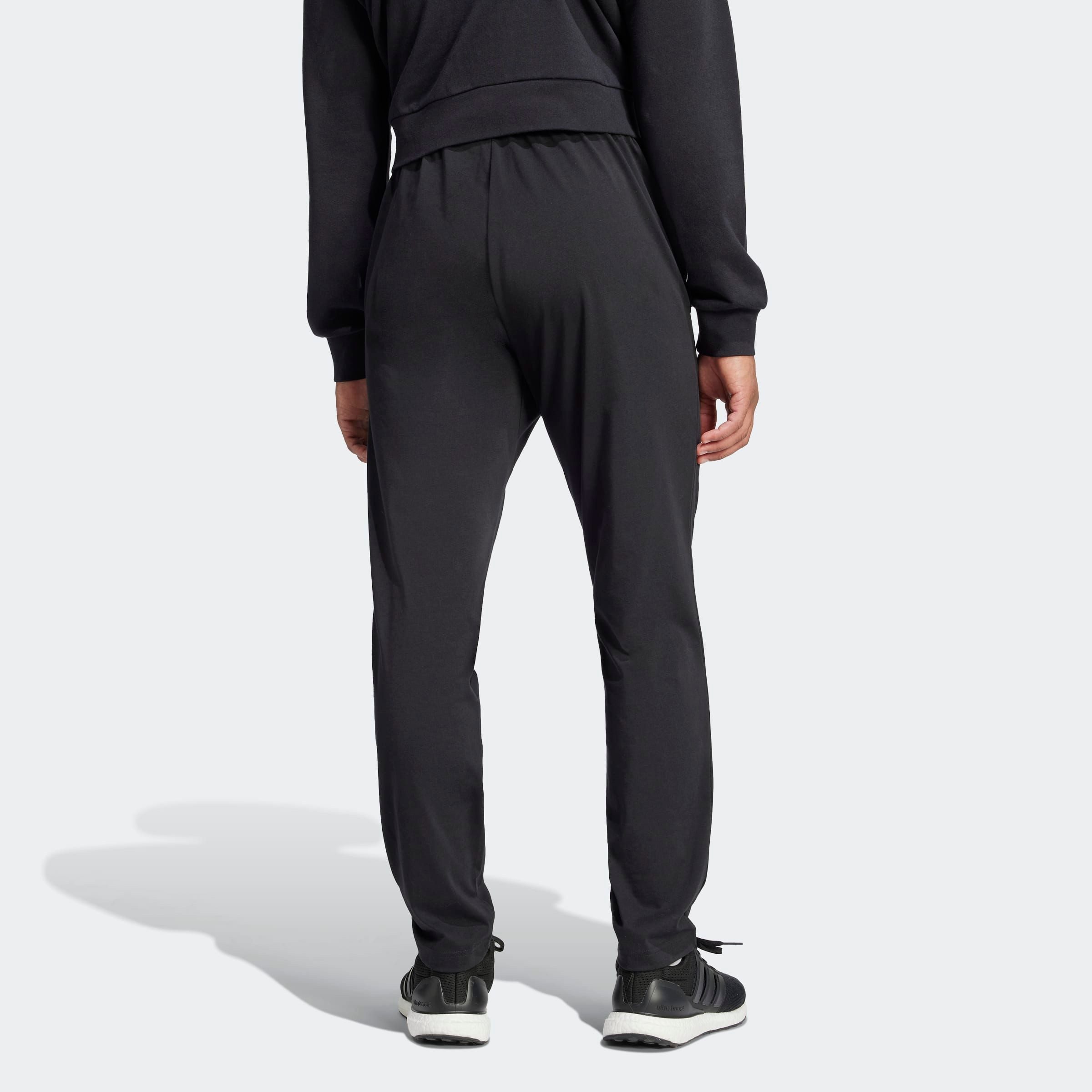 adidas Sportswear Sporthose ESSENTIALS SMALL LOGO SINGLE JERSEY klassische Passform, aus weichem Single Jersey, mit Kordelverschluss