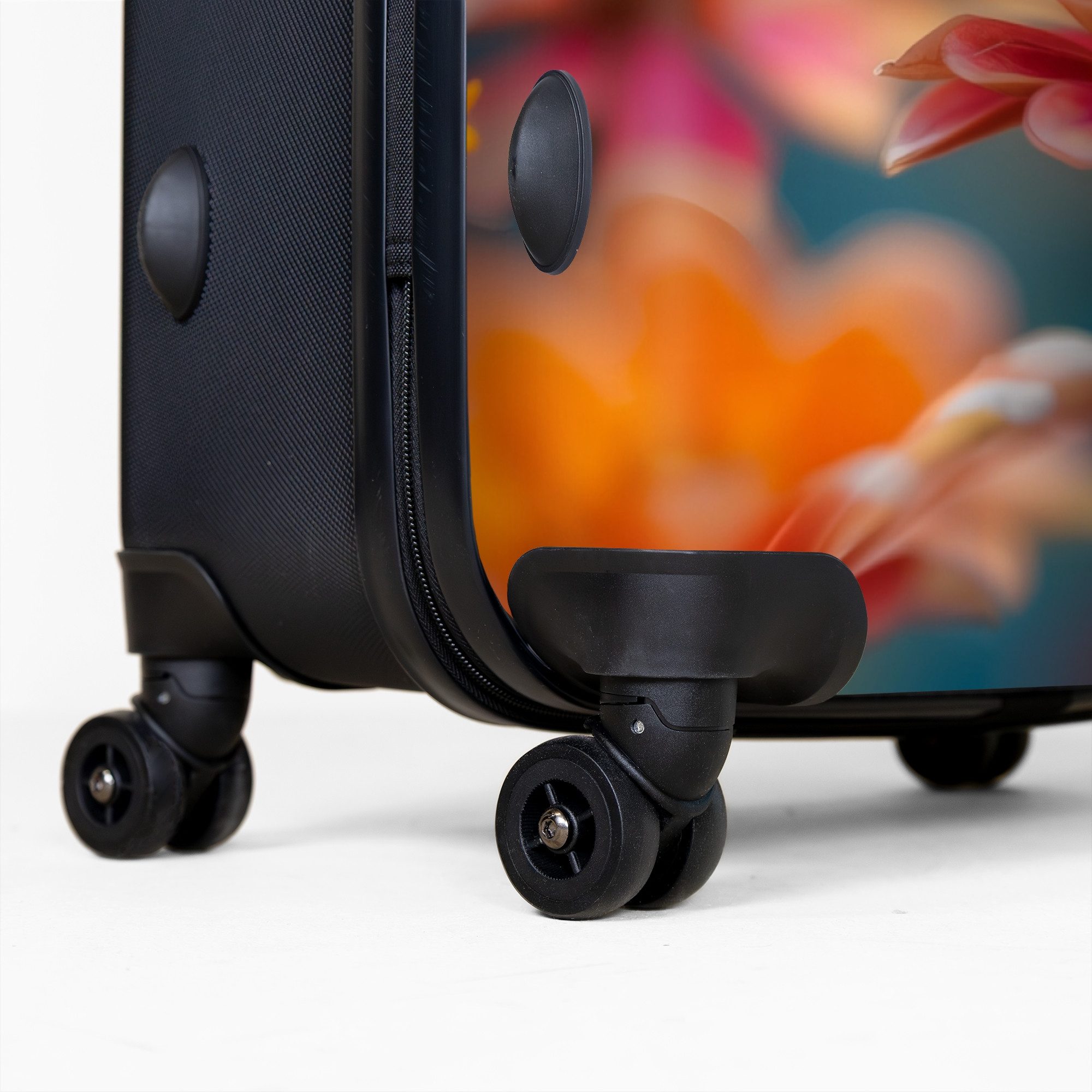 NoBoringSuitcases.com© Hartschalen-Trolley Schmetterling auf rosa Blume günstig online kaufen