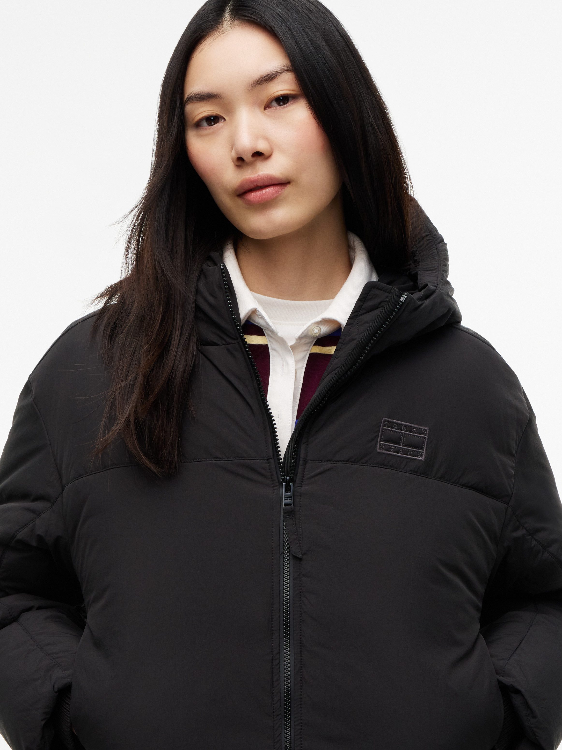 Tommy Jeans Steppjacke TJW HOODED FLAG PUFFER EXT Kunstfaser
