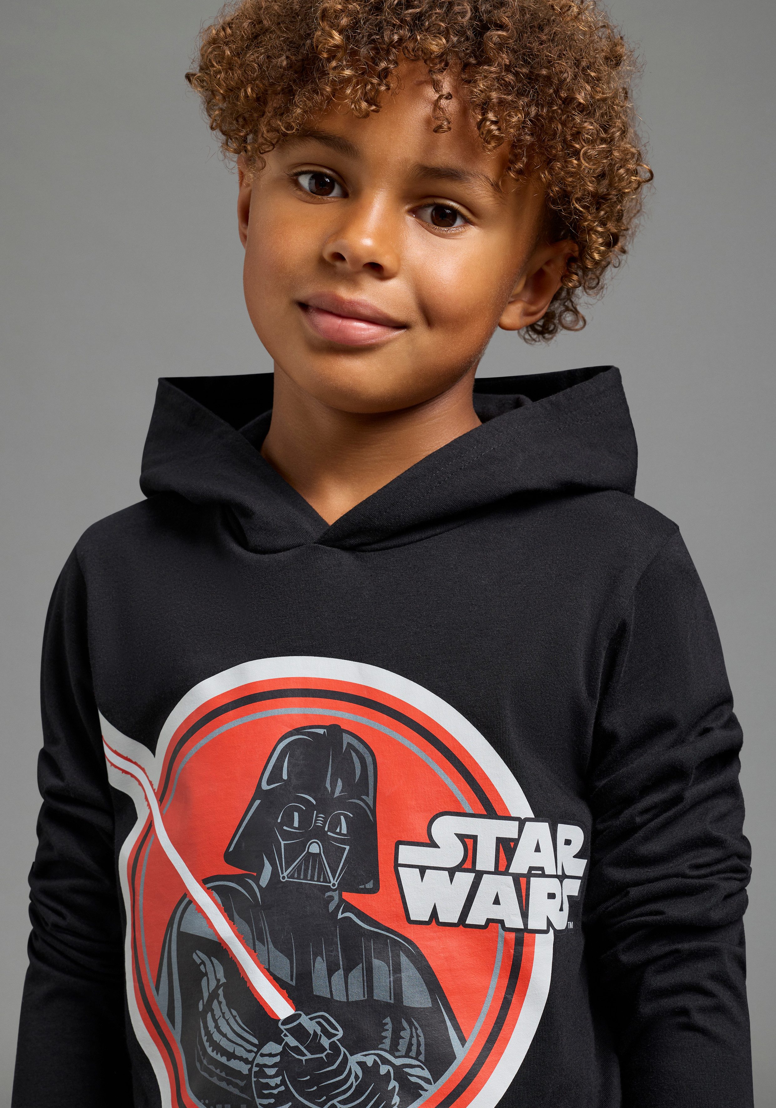 KIDSWORLD Kapuzenshirt STAR WARS: DARTH VADER Shirt, Disney Basic-Passform, Langarm, mit Kapuze, Streetwear-Stil