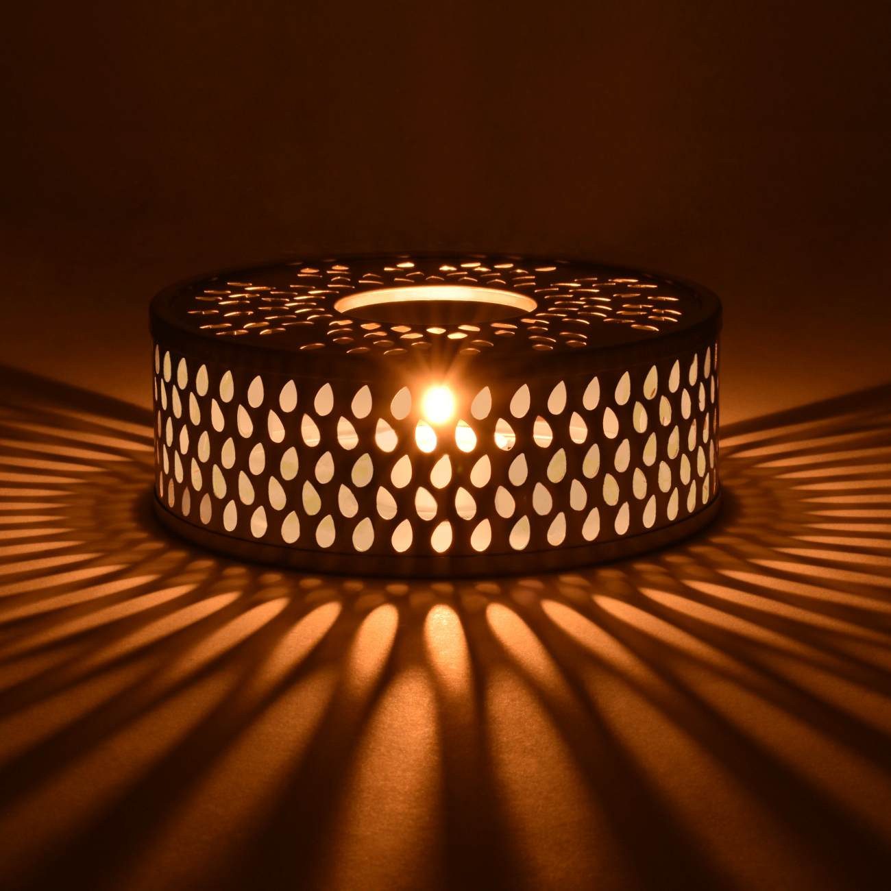 Creano Подогреватели Подогреватели “Leaf” Weiß, (2-tlg), Teewärmer aus Edelstahl, stabil, sämtliche Teekannen geeignet