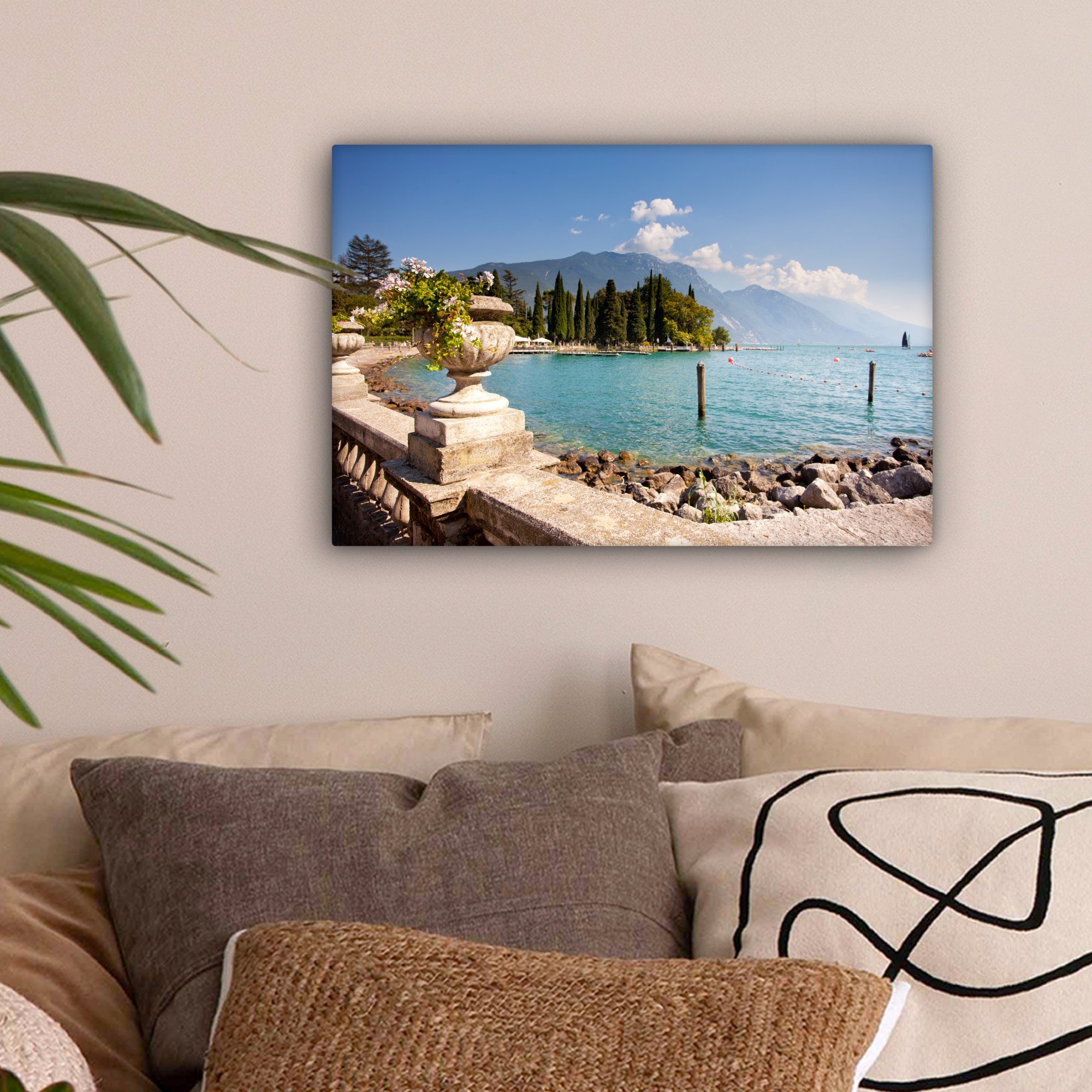 OneMillionCanvasses® Leinwandbild Gardasee - Küste - Wasser, Fotodruck (1 St), Wandbild, Deko Schlafzimmer Wohnzimmer Flur 20x20 cm – Bild 2 von 5