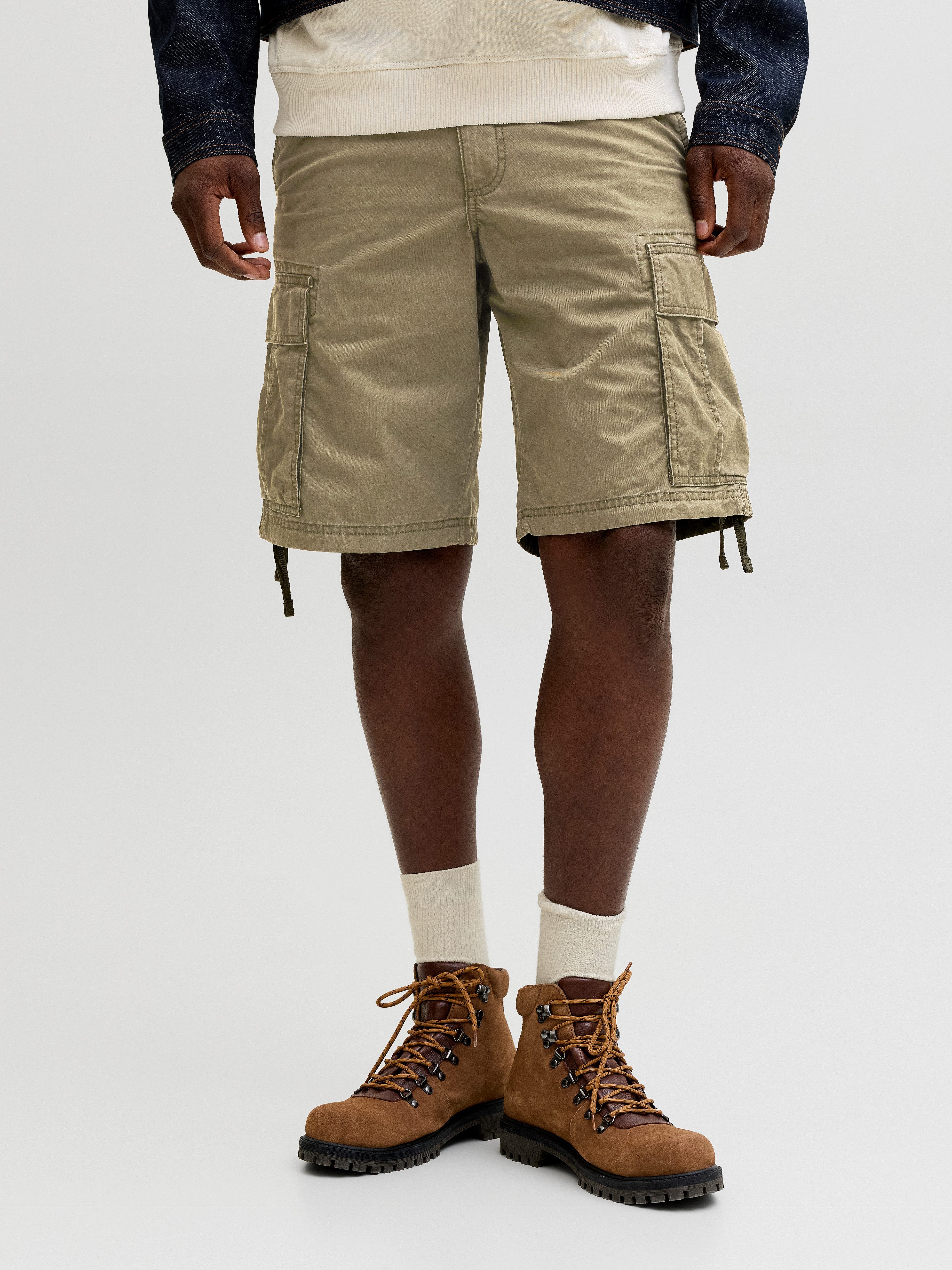 Jack & Jones Cargohose JPSTCOLE FRANK CARGO SHORT MID SN mit Seitentaschen