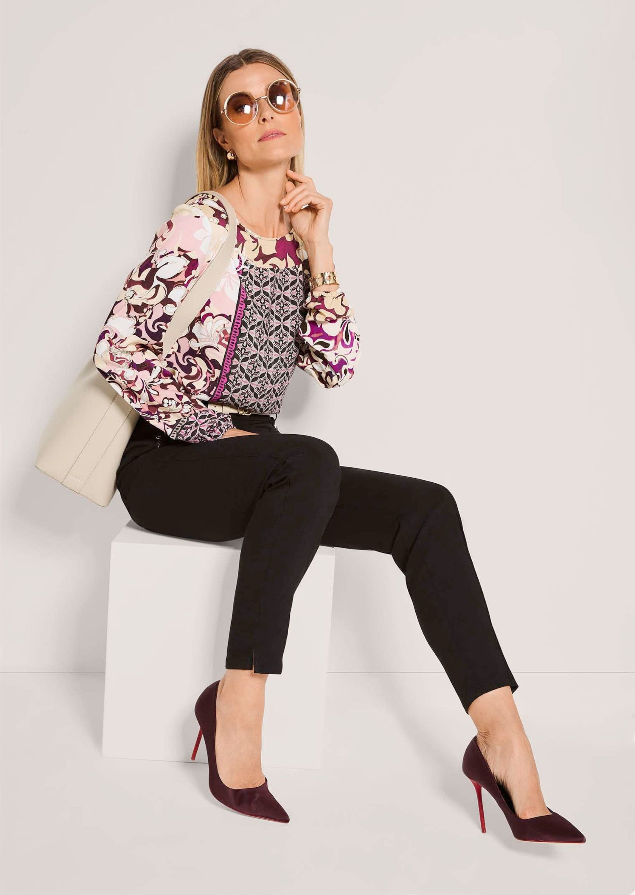 MADELEINE Schlupfbluse Viskosebluse mit floralem Muster-Mix Fließende Freizeitbluse mit Rundhals, Gummibündchen und Langarm