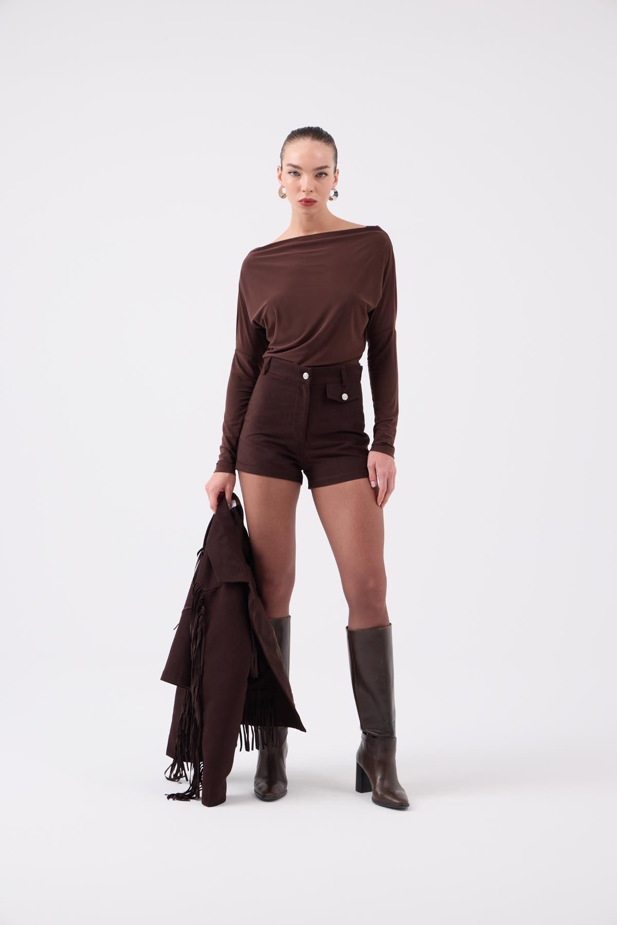 HOLLY LOLLY Windbreaker Hochtaillierte Velours Shorts