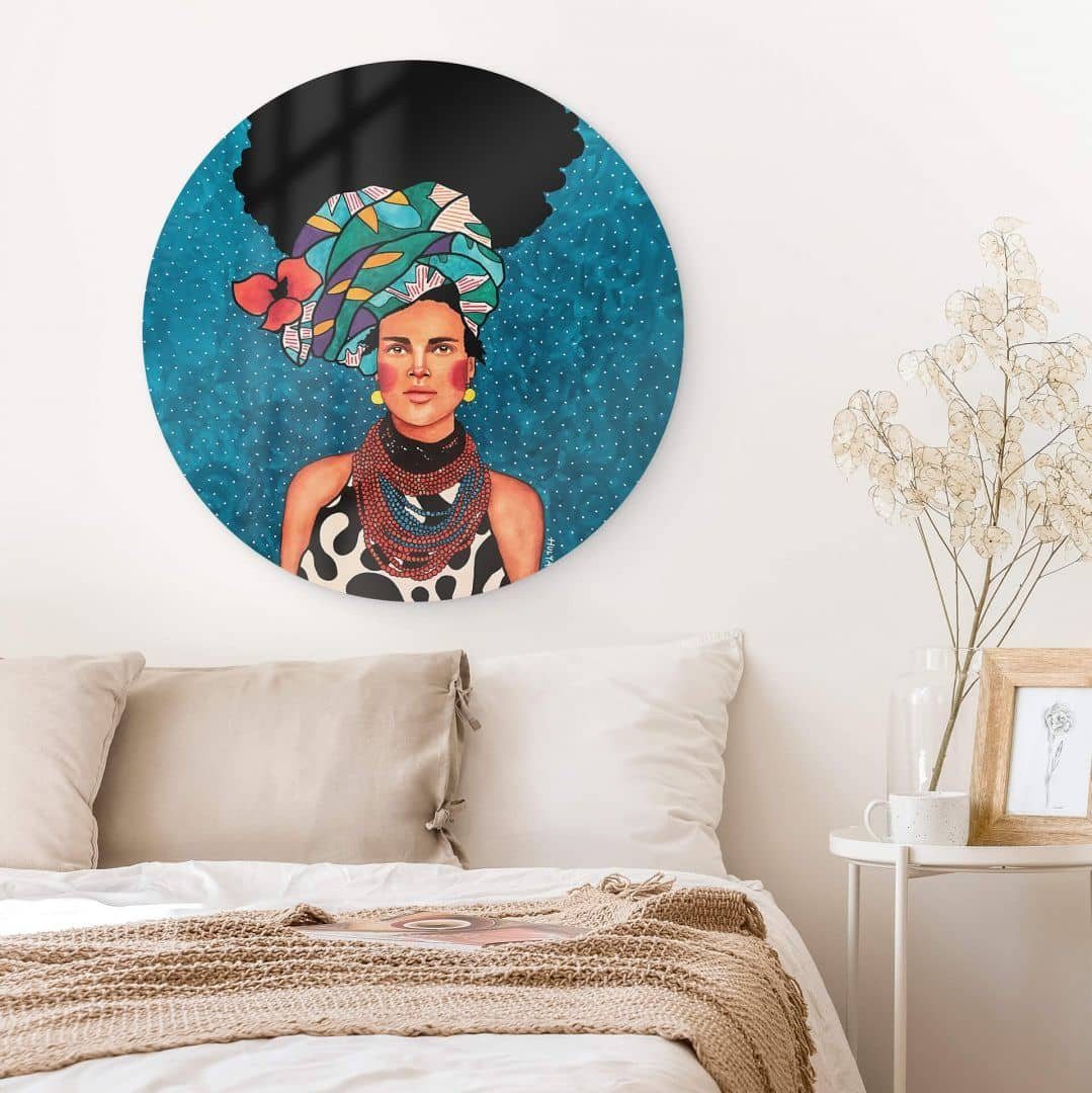 K&L Wall Art Glasbild Glas Wandbild Rund Glasbild Porträt Hülya selbstbewusste Frau, Wandschutz Deko Bilder