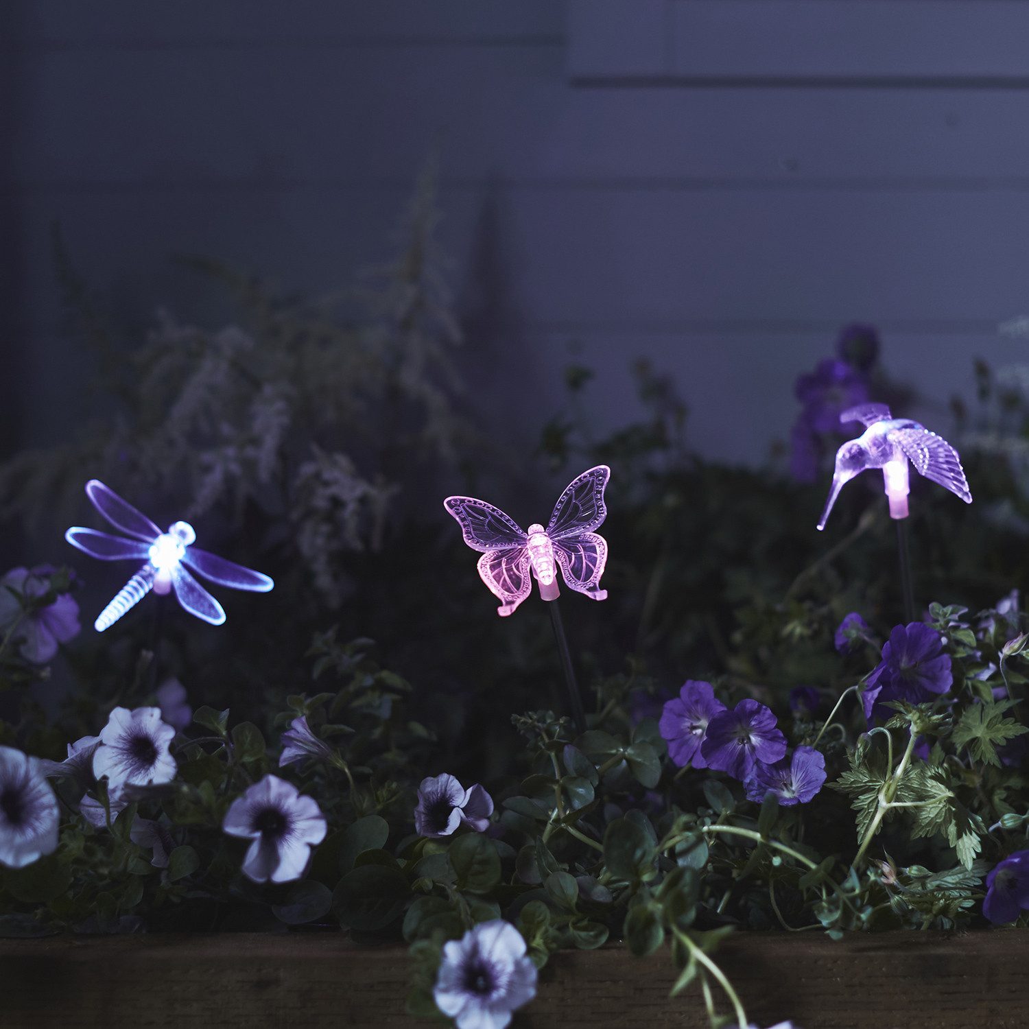 Lights4fun LED Gartenleuchte 3er Set Solar Stableuchten Libelle, Schmetterling und Kolibri