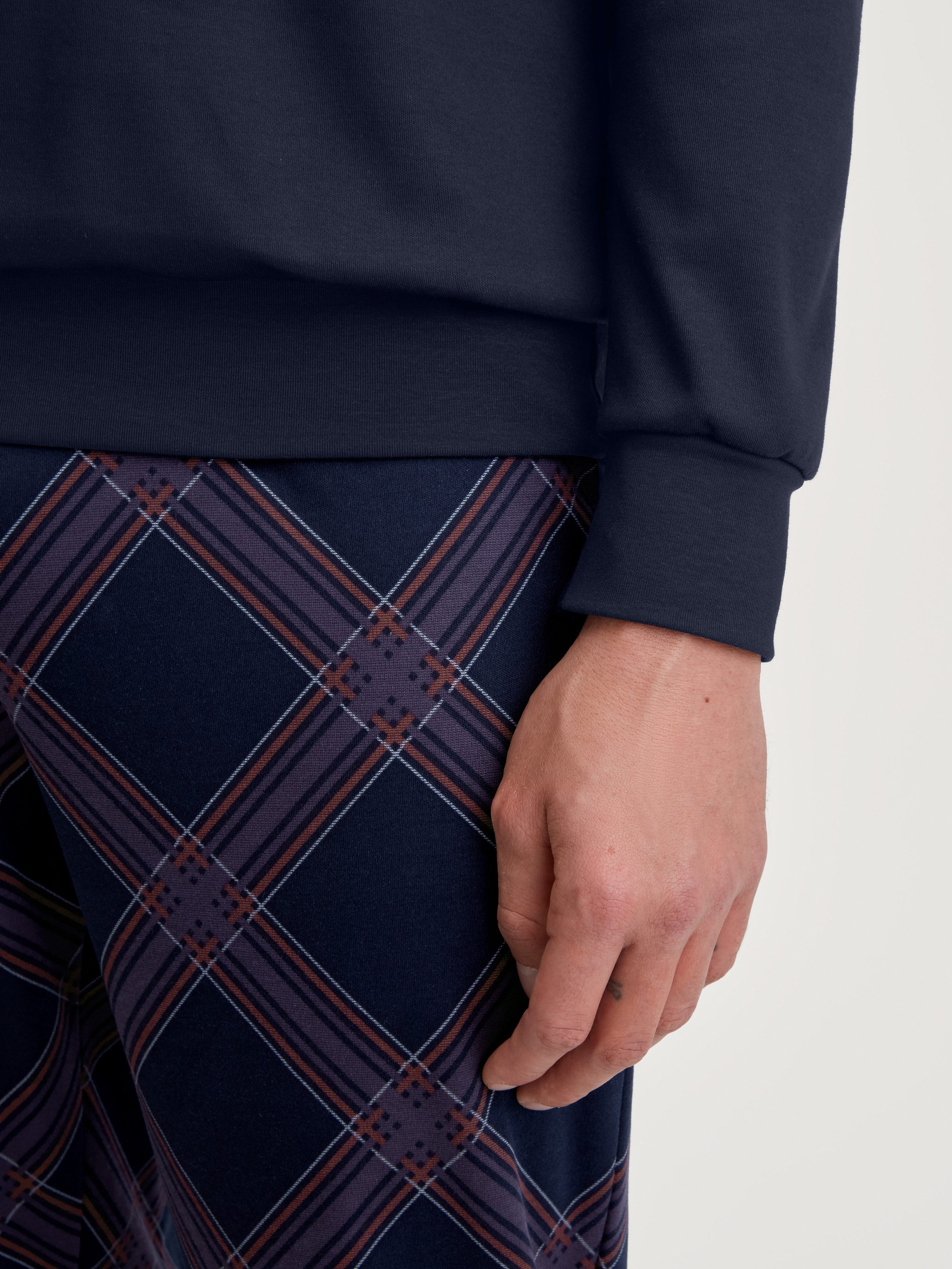 CALIDA Pyjama Relax Comfy Herren (2 tlg) 100% dicker Baumwolle, stoffüberzogener Gummibund, lockerer Schnitt