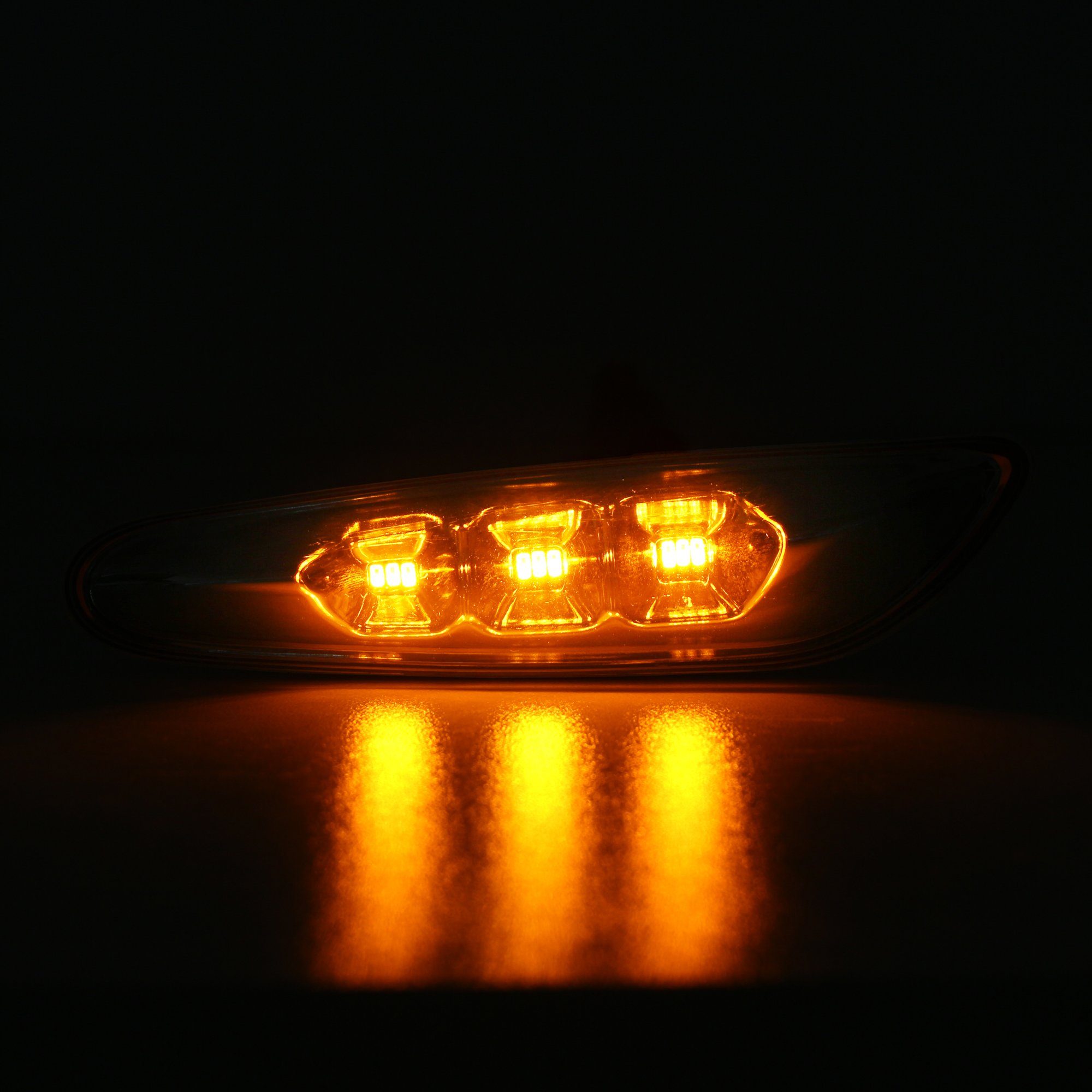 LLCTOOLS Rückleuchte Helle LED-Seitenblinker, Set hinten rechts und links passend für BMW, 1er, 3er und 5er, Seitenblinker, LED fest integriert, SMD-LED, Eintragungsfrei, CAN-Bus geeignet, keine Fehlermeldungen im BC
