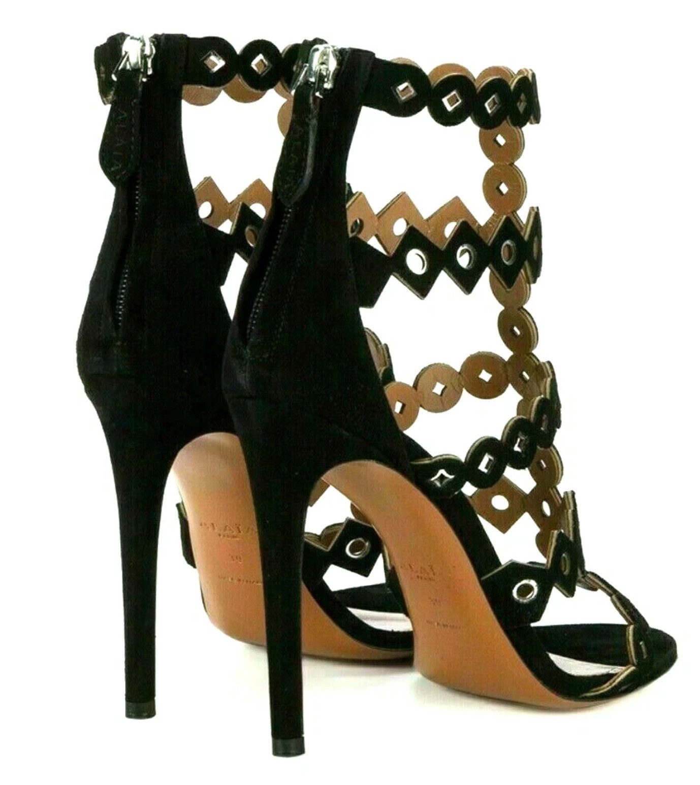 ALAÏA PARIS Circles & Diamonds Samt Laser Cut Metal Sandalen Schuhe 38 High-Heel-Pumps Karton in Lederoptik mit Metallecken und Lederriemenverschluss
