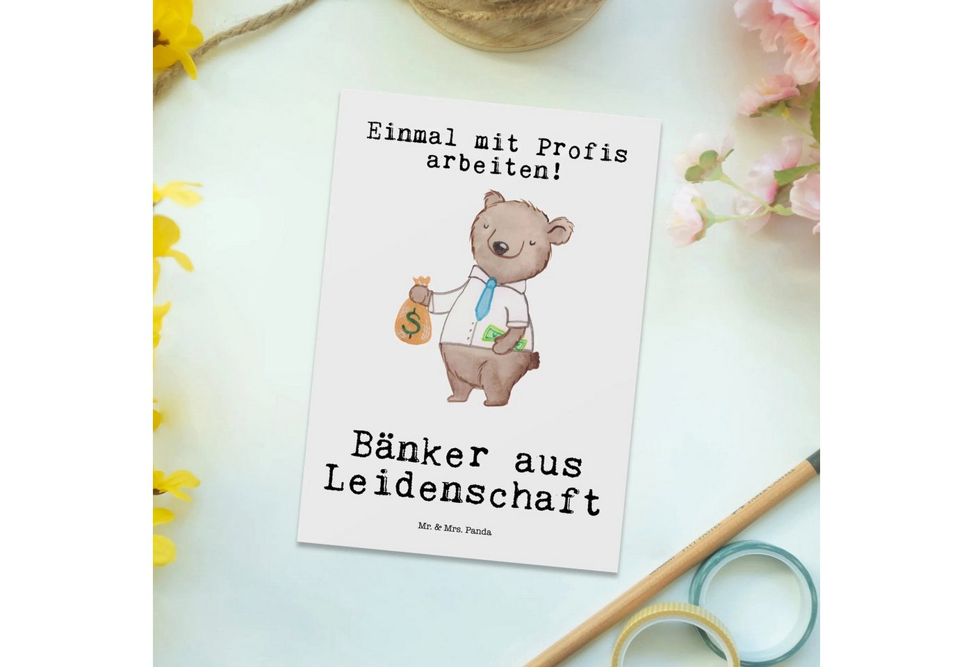 Thumbnail - Mr. & Mrs. Panda Postkarte Bänker Leidenschaft - Weiß - Geschenk, Abschied, Karte, Grußkarte, Ju, Charmantes Design