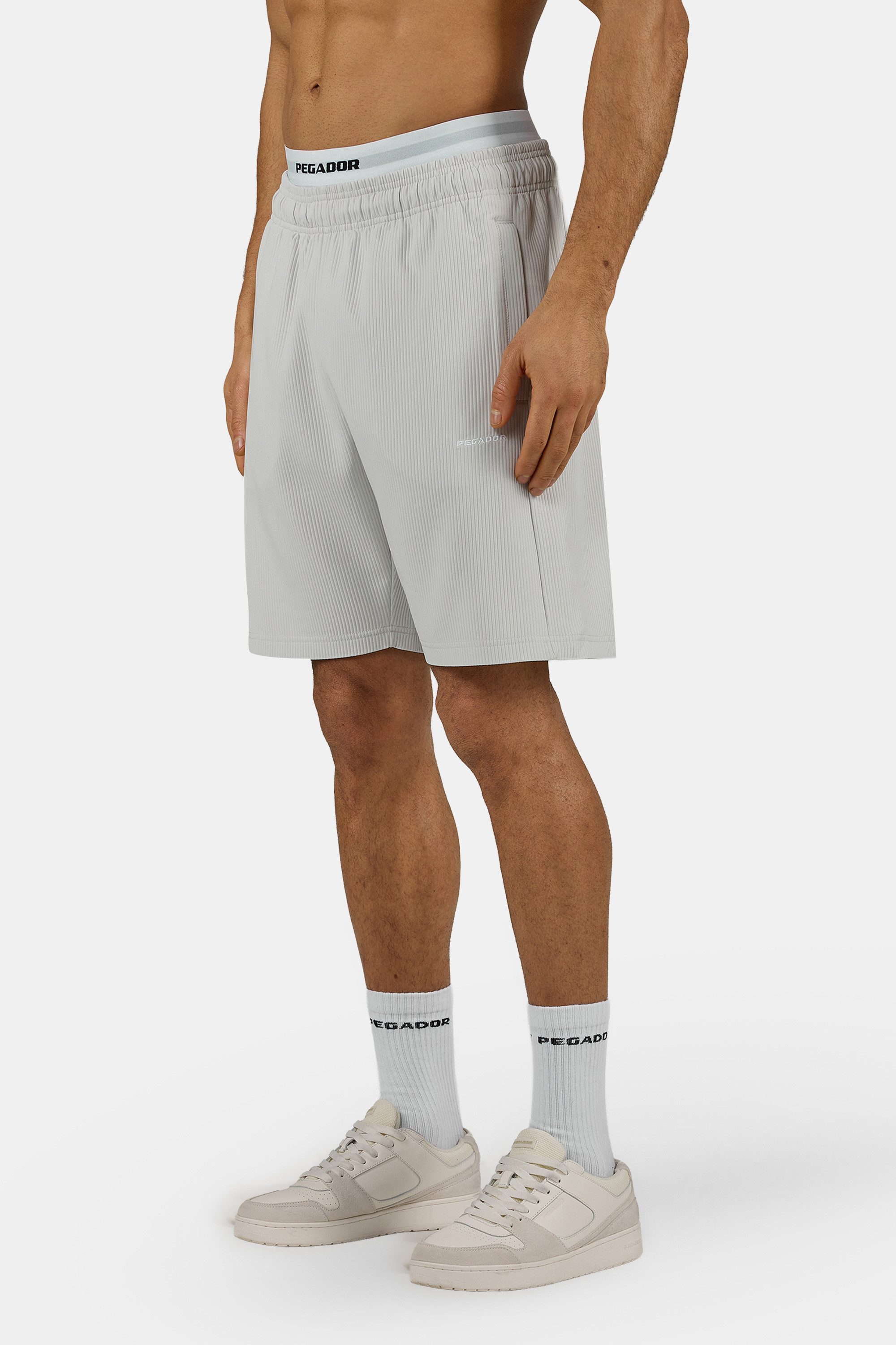 PEGADOR Shorts TROY PLISSEE SHORTS Baumwollmischung, regular fit