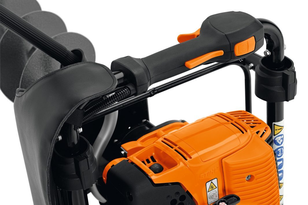 STIHL Erdbohrer BT131 Erdbohrgerät mit Benzinmotor - ohne Bohrer-
