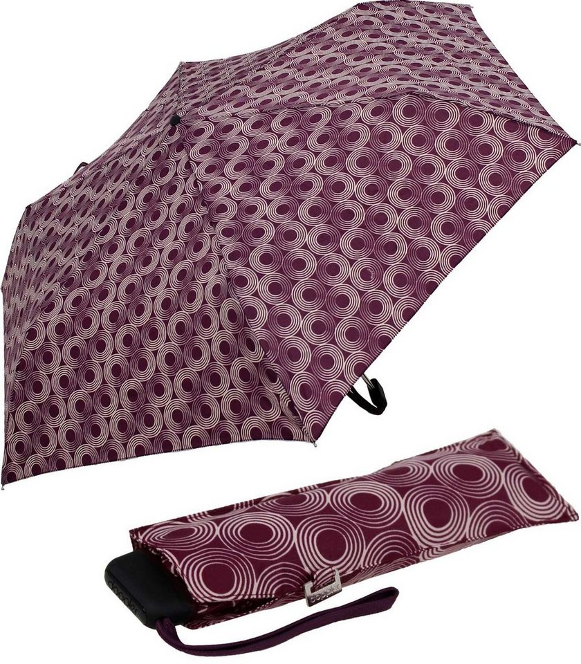 doppler® Taschenregenschirm ein leichter und flacher Schirm für jede  Tasche, dieser treue Begleiter findet überall Platz