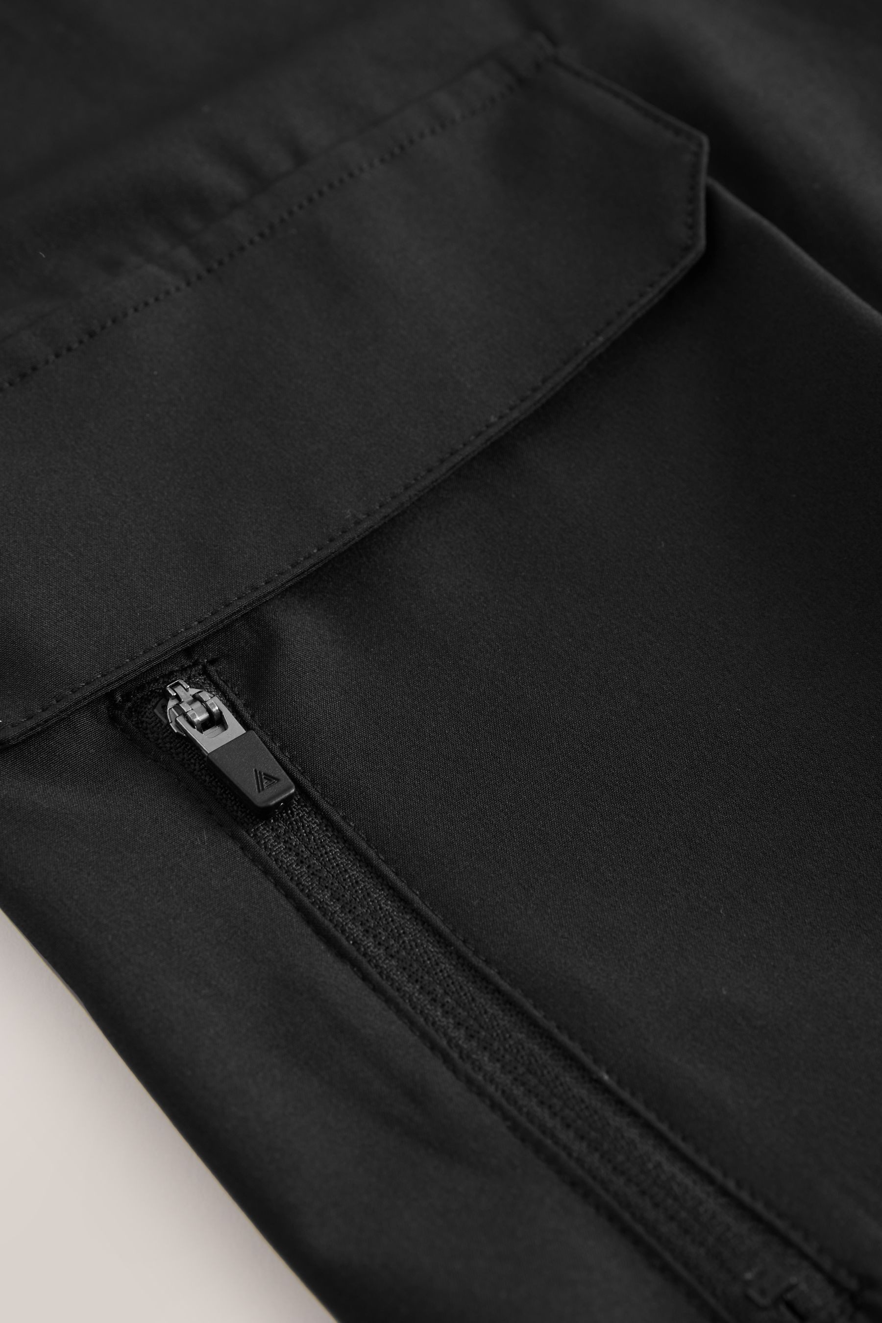 Next Funktionsshorts Active Gym Trainingsshorts im Cargo-Stil (1-tlg)