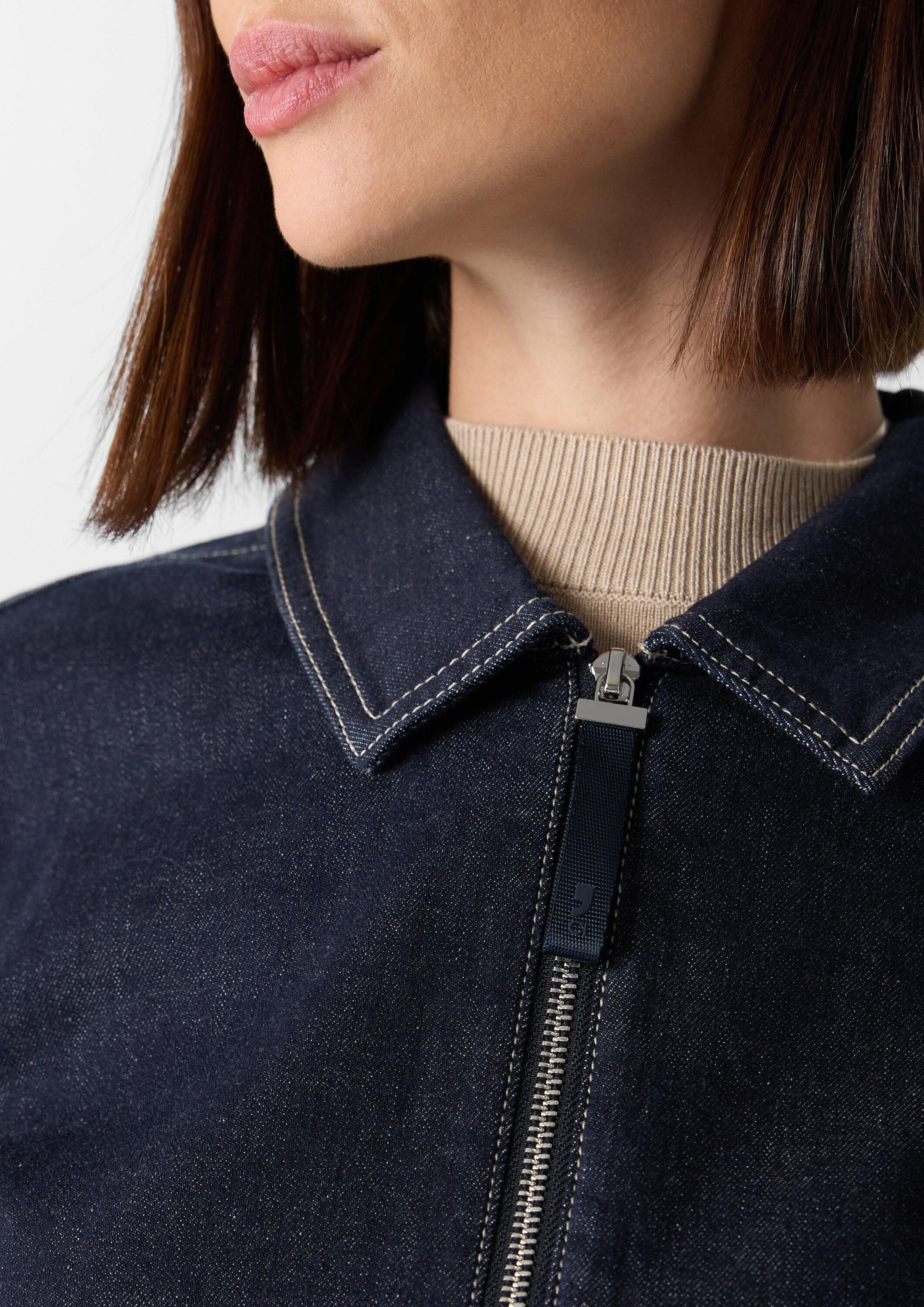 comma Funktionsjacke Indoor-Jacke Verkürzte Denim-Jacke mit elastischem Rückensaum