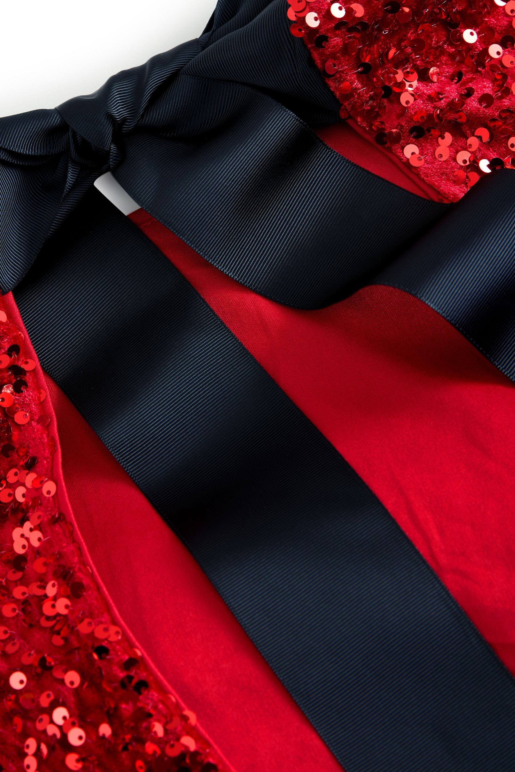 Next Paillettenkleid Langarm-Midikleid mit Pailletten + Rückenschleife (1-tlg)