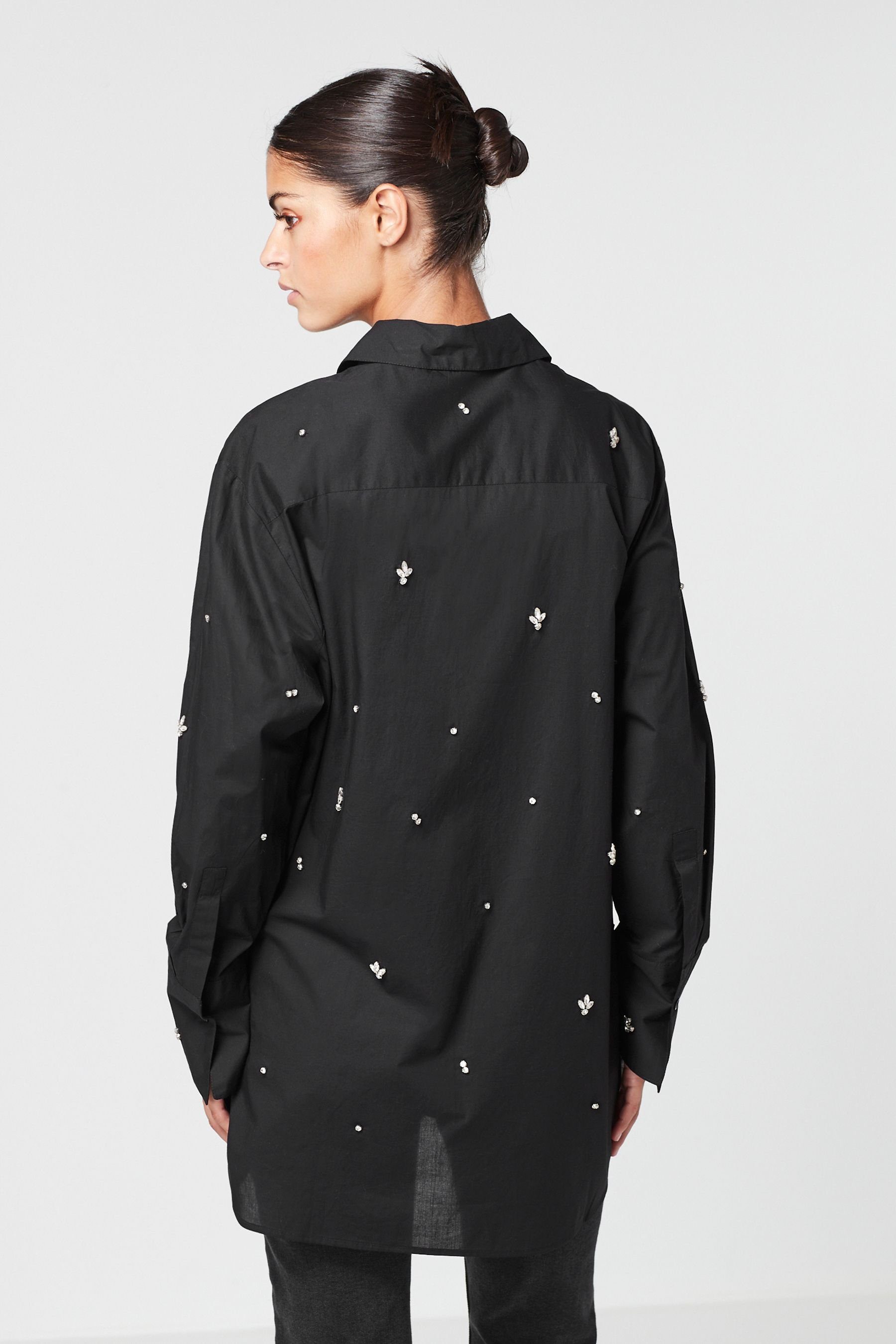 Next Langarmbluse Langarmbluse mit Schmuckverzierung, Kurzgröße (1-tlg)