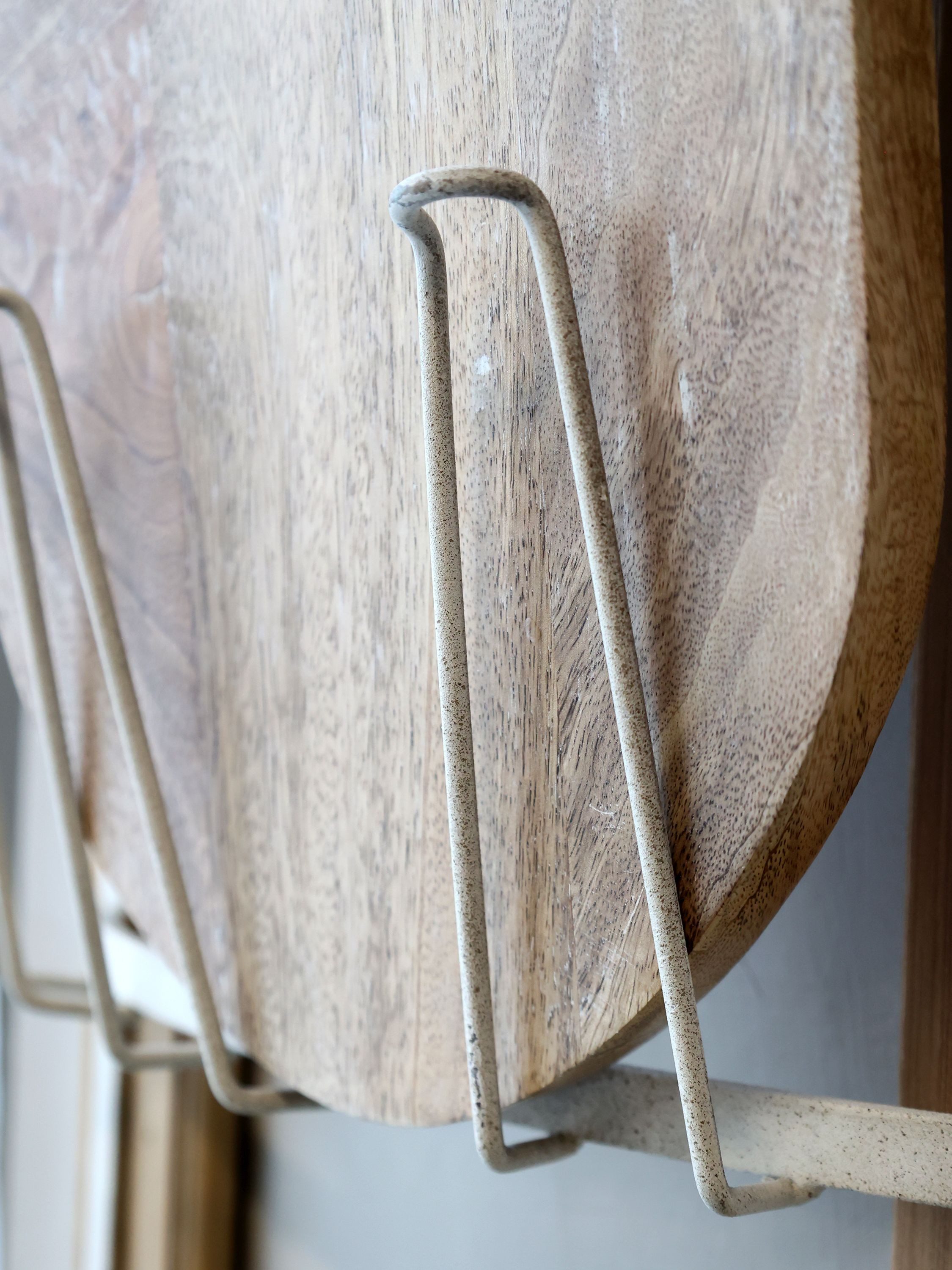 Chic Antique Wandregal Chic Antique - Wandregal 6 Halter Korb 4 Haken Holz Metall Natur Grau