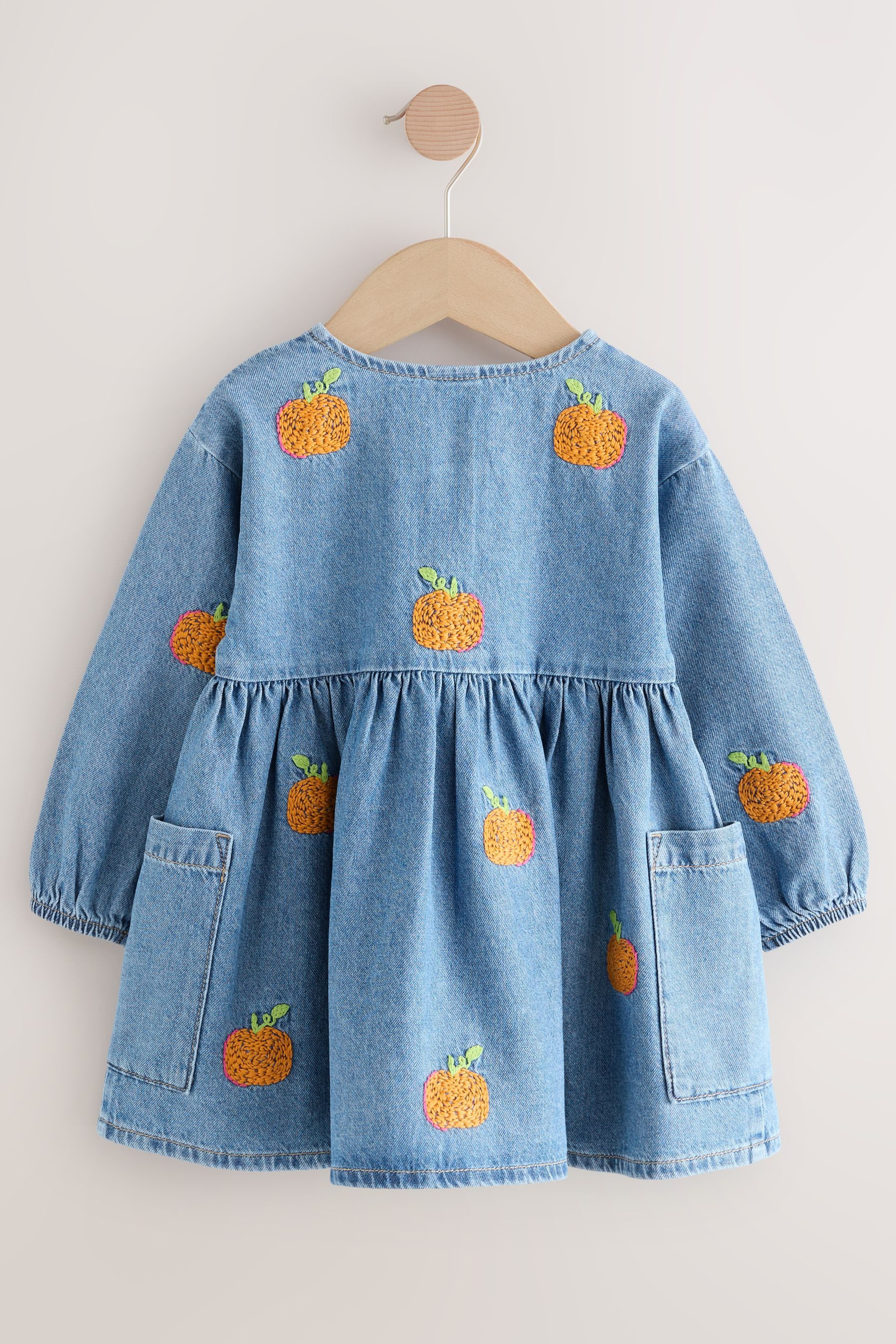 Next Jeanskleid Besticktes, langärmeliges Kleid, Kürbis günstig online kaufen