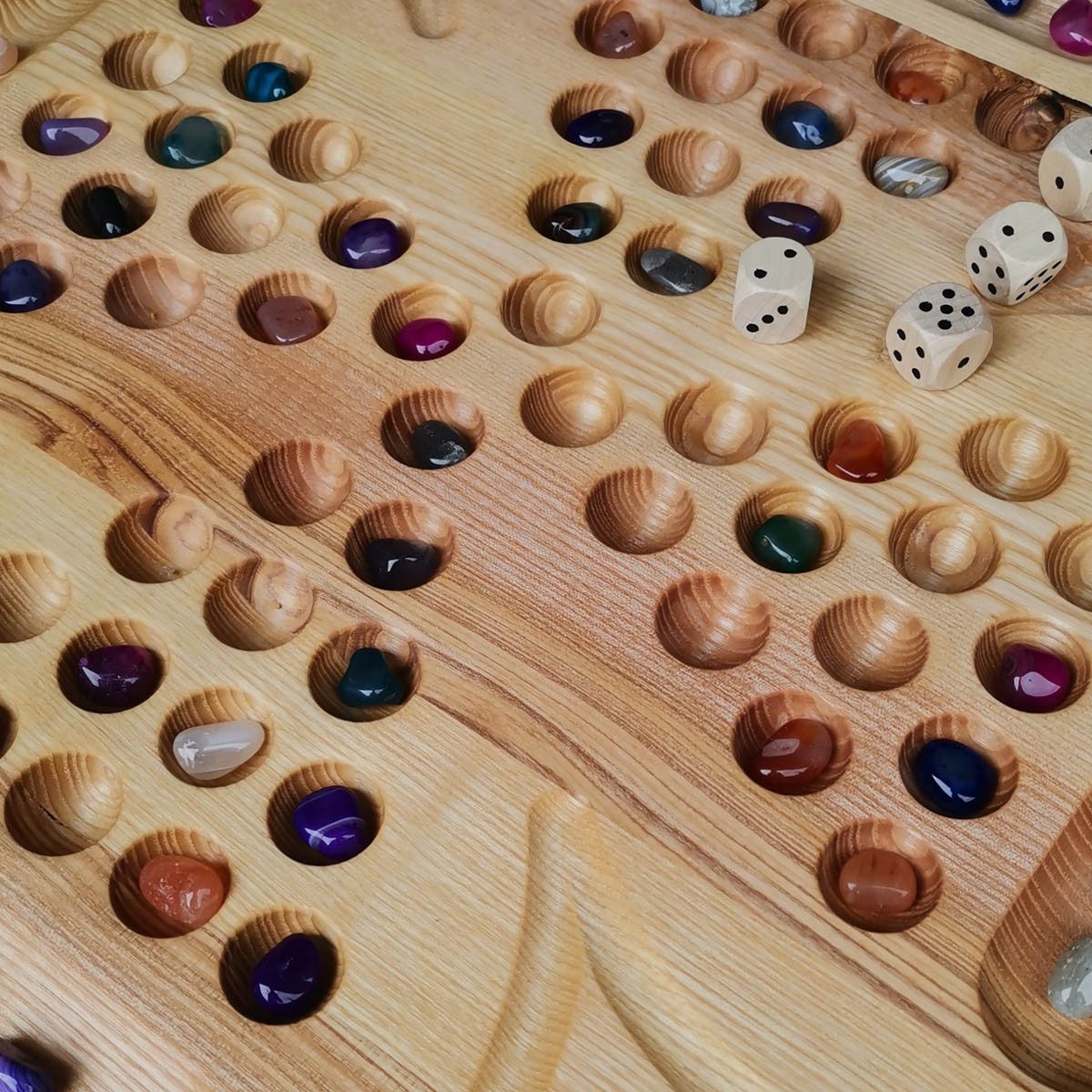 Madera Spielzeuge Spielesammlung Meisterdieb 4 Personen Eschenholz, Familienspiel, strategischen Spielspaß für 2 bis 4 Spieler