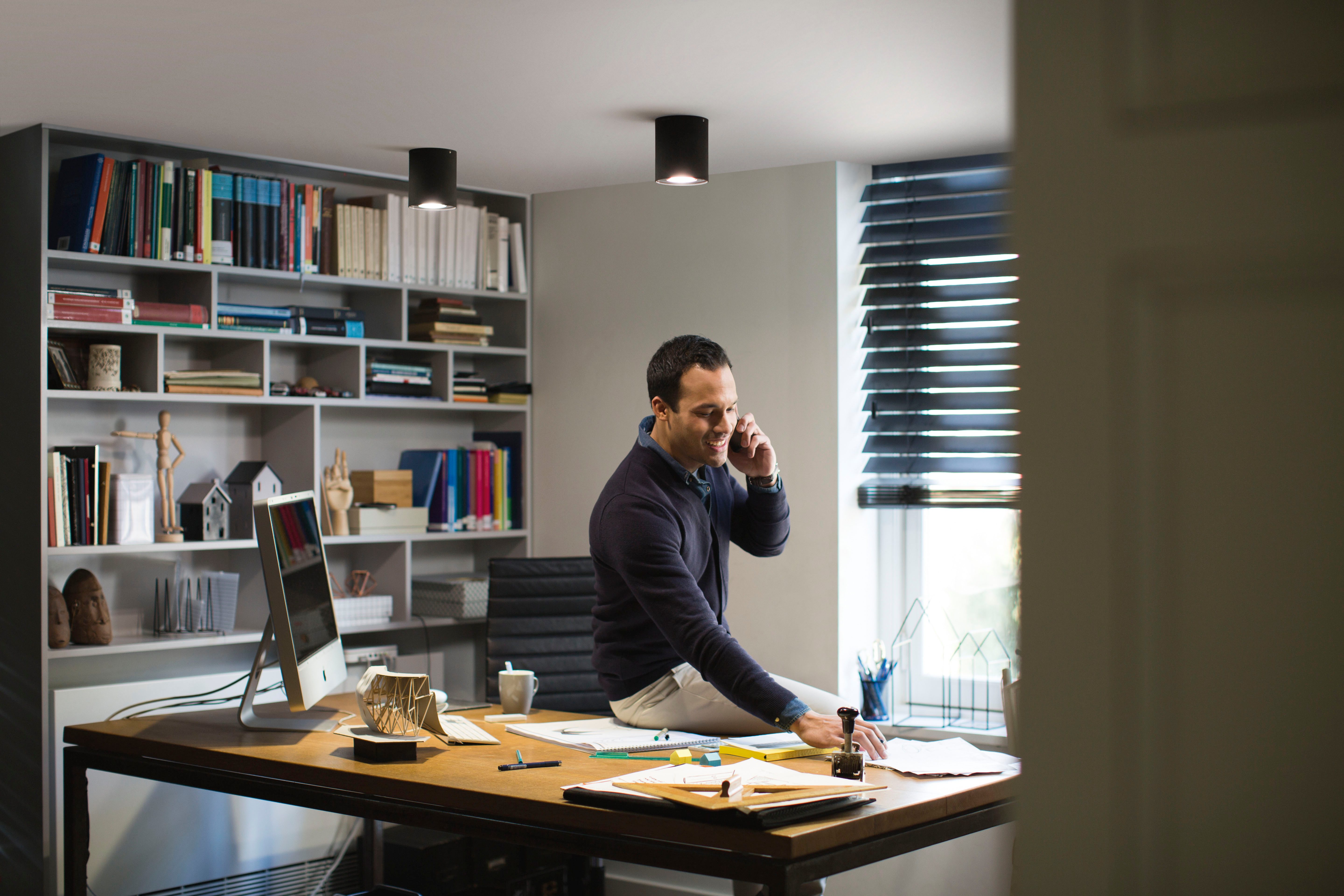 Philips Hue LED Deckenspot White Ambiance Pillar Aufbauspot, Abschaltautomatik, Bluetooth, CCT - über Fernbedienung, Dimmer, Dimmfunktion, Einschlafhilfe, Farbsteuerung, Farbwechsel, Fernbedienung, Infrarot inkl., Memory, nach Trennung vom Netz, Nachtlichtfunktion, Smart Home, Timerfunktion, Weckerfunktion, dimmbar über Fernbedienung, mehrere Helligkeitsstufen, LED wechselbar, warmweiß - kaltweiß, App- & Sprachsteuerung, Smart Home, versch. Weißtöne, Dimmschalter