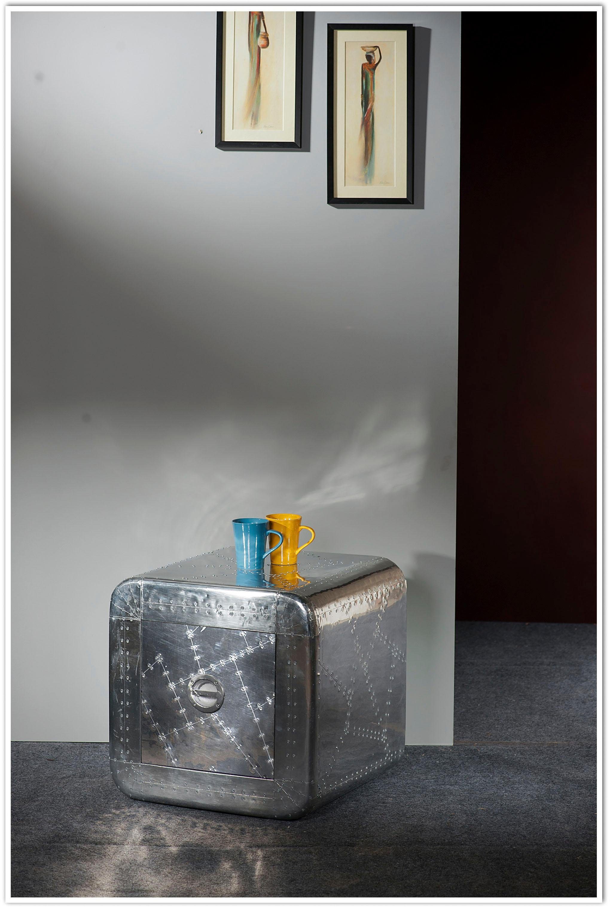 SIT Nachttisch AIRMAN, in moderner Flugzeugoptik