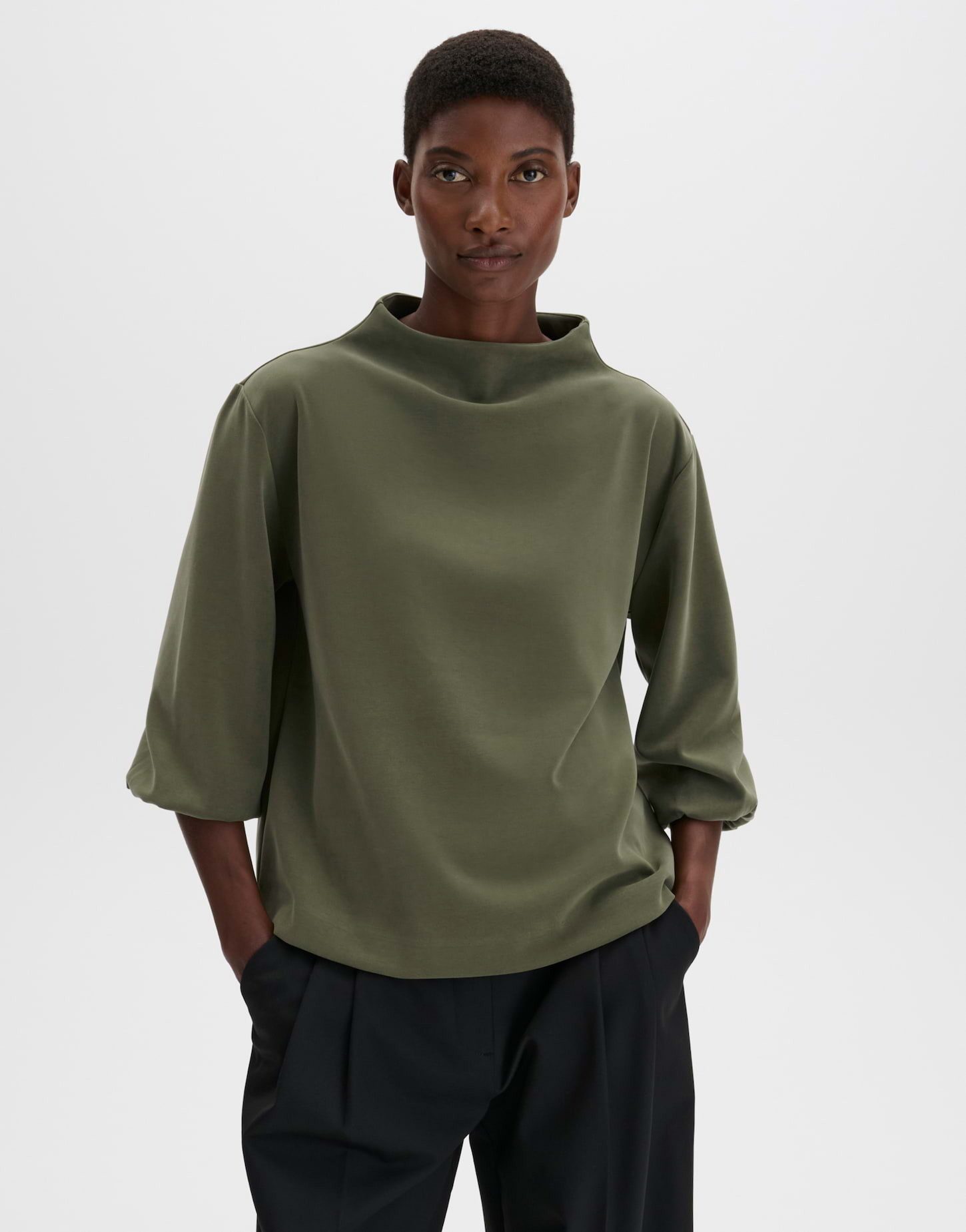 someday Sweatshirt Ujuma aus weicher Sweatware Weite, gerade Silhouette mit 3/4-Ballonärmeln und Funnel Neck