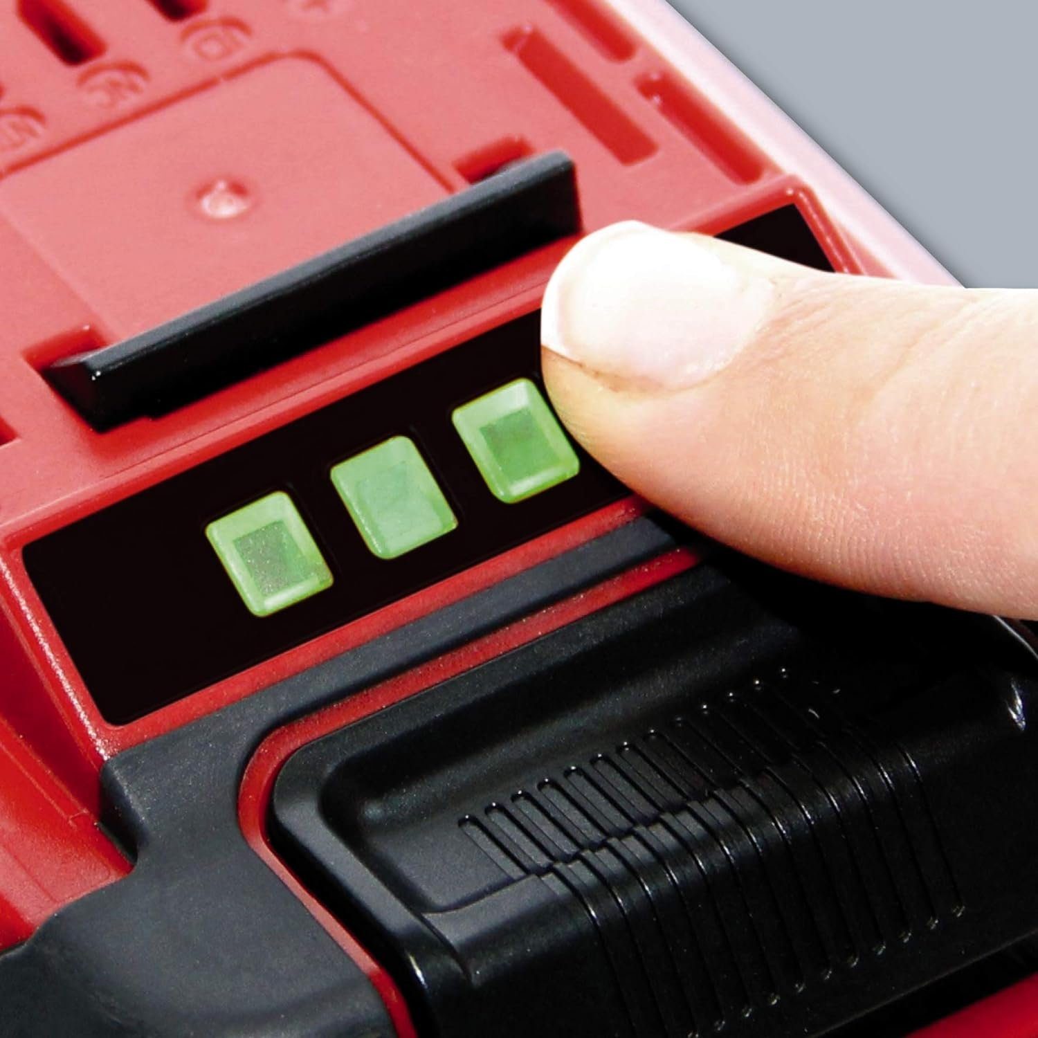 Einhell 3 x Original Einhell 4,0 Ah Akku + Ladegerät Power X-Change Li-Ion 18V Akku Starter-Set (4 St)