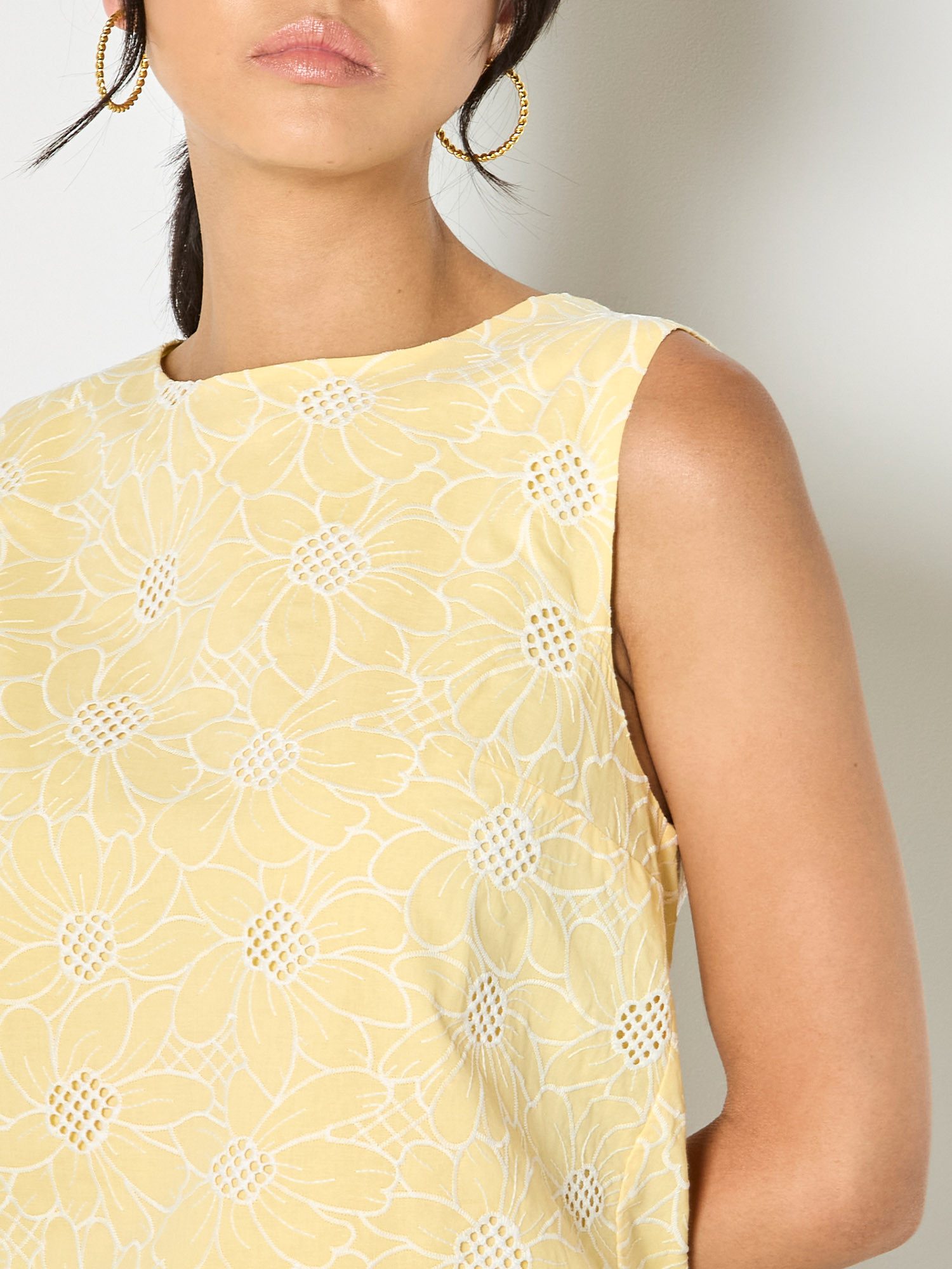 Apricot Spitzentop Top mit floraler Spitzenstickerei Gemustert – Bild 4 von 5